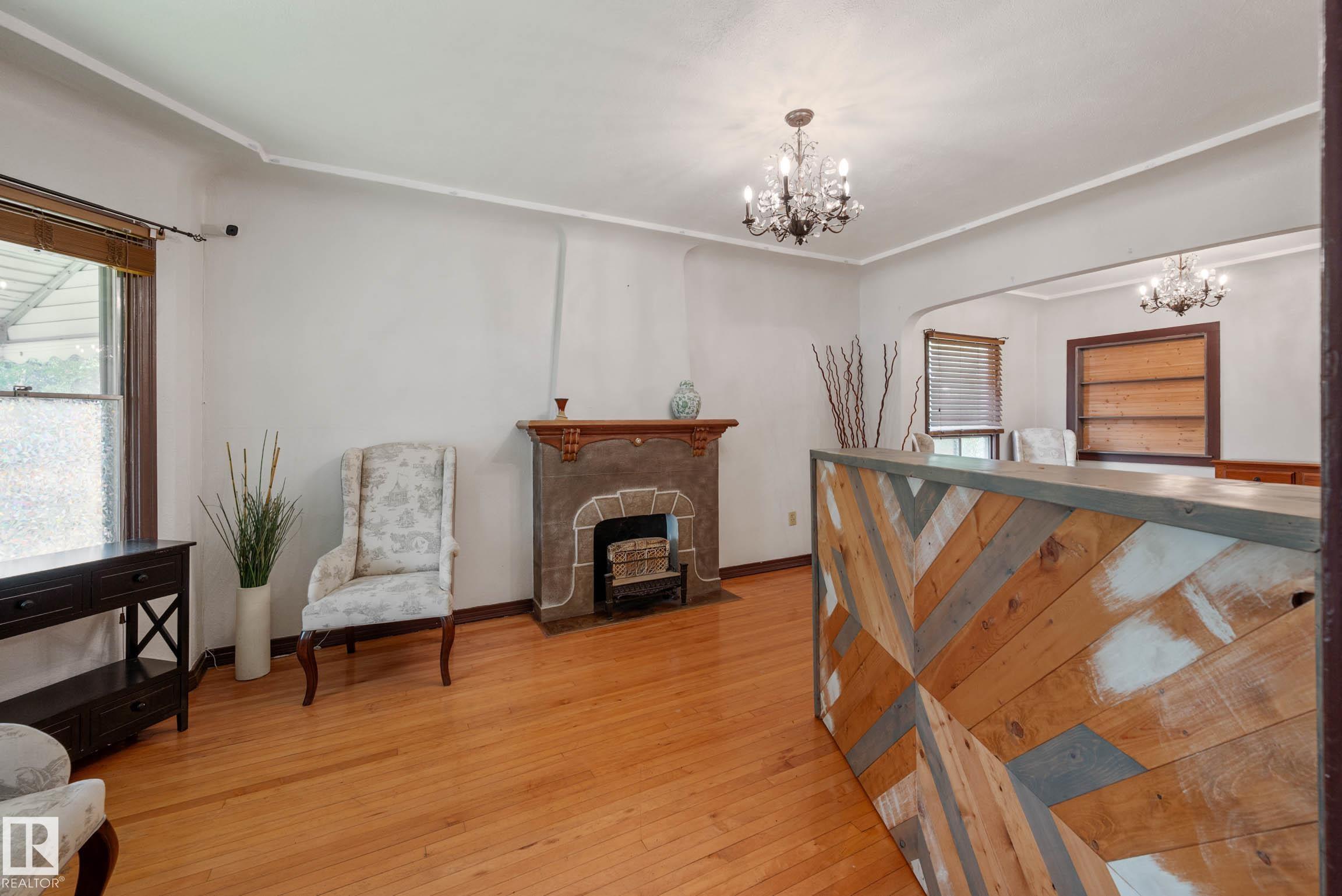 Picture for 10153 122 ST NW