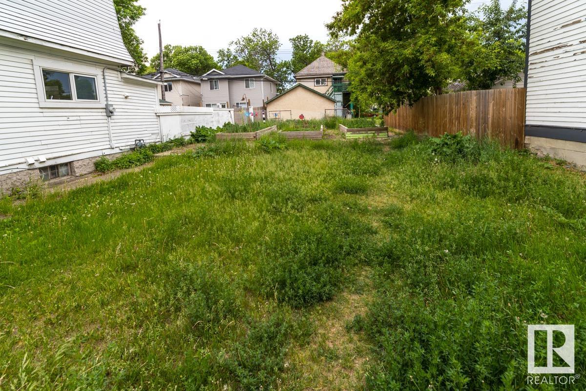 10718 92 Street NW, Mccauley, Edmonton 2
