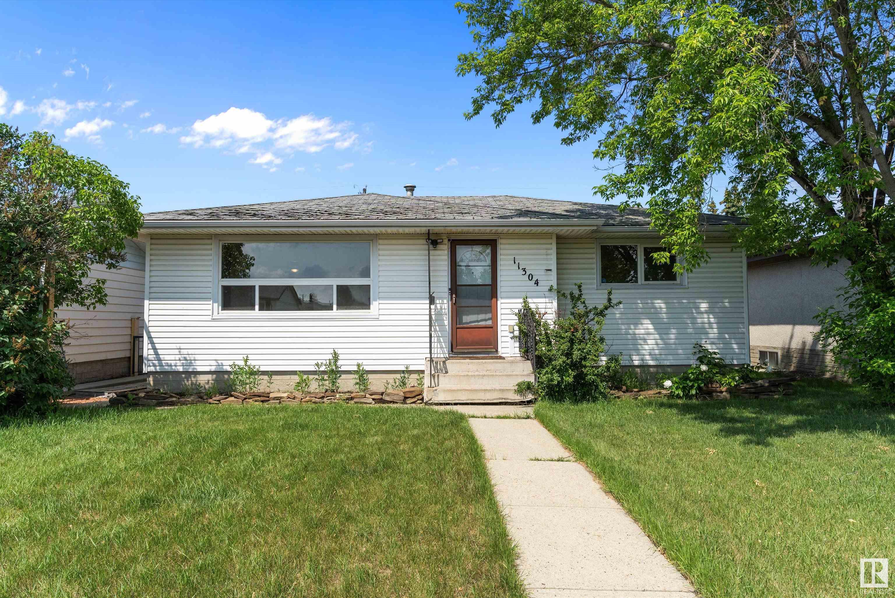 11304 136 Avenue NW, Rosslyn, Edmonton 2