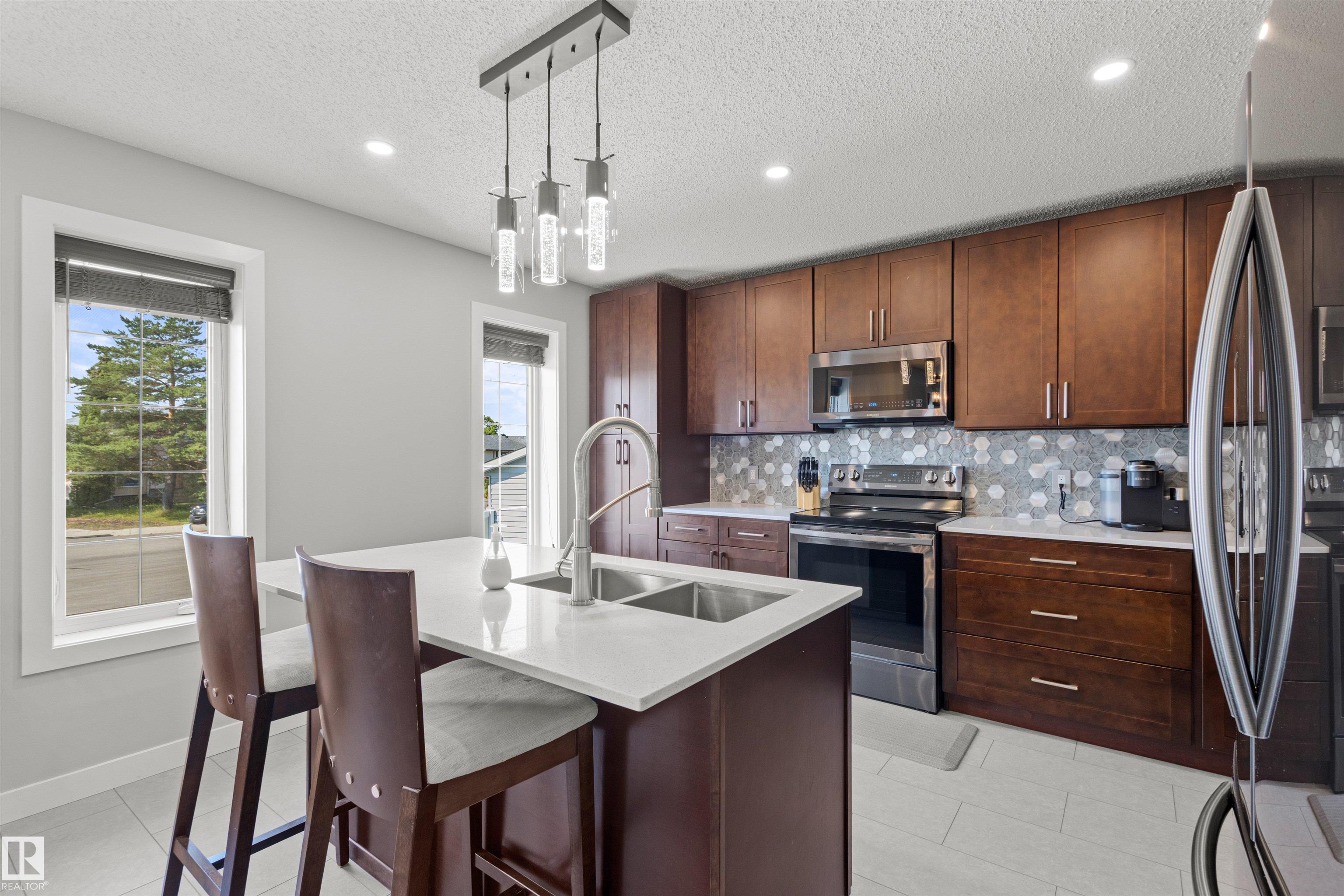Photo 12 at 63 Glenwood Crescent, Glens The, Stony Plain