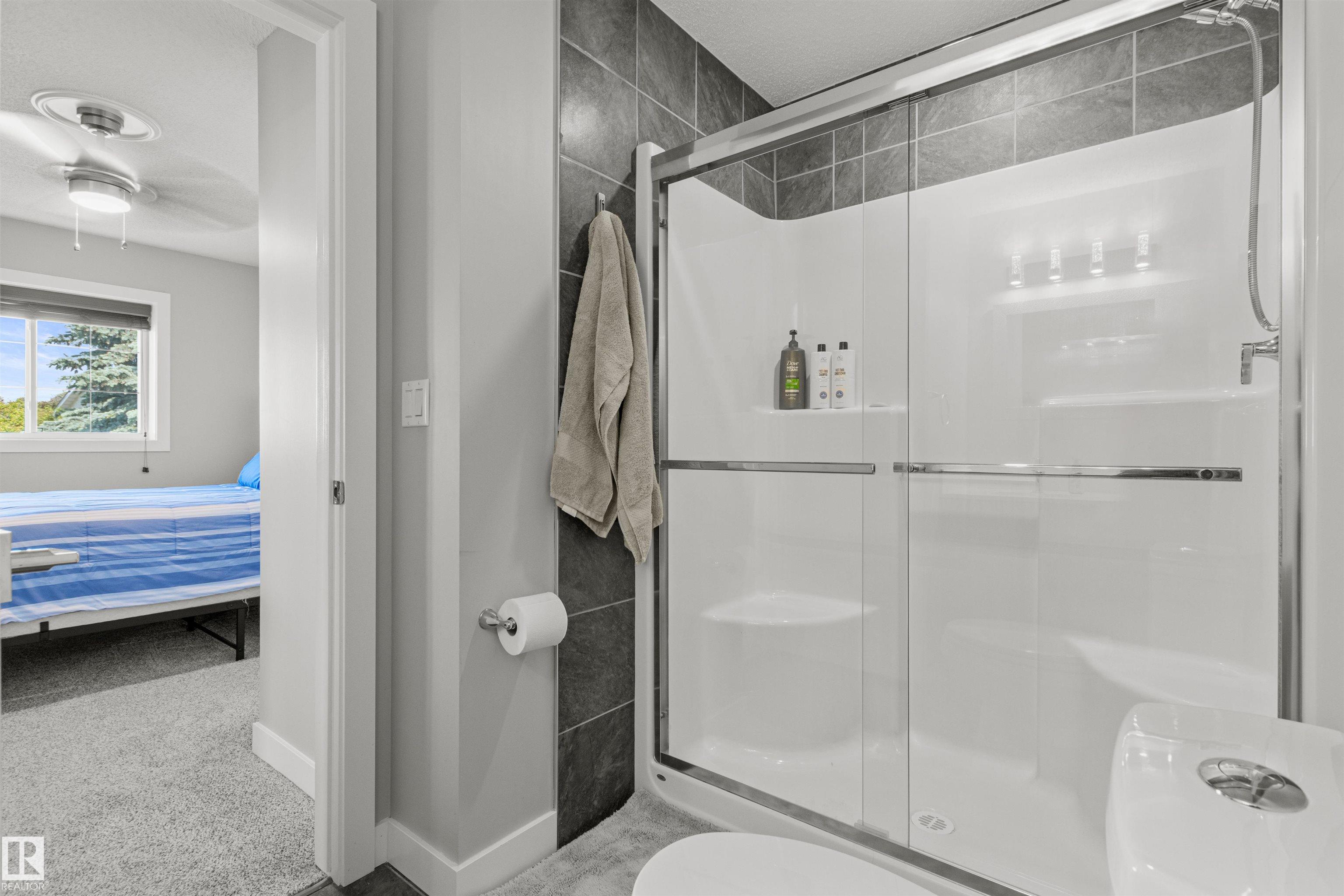Photo 21 at 63 Glenwood Crescent, Glens The, Stony Plain