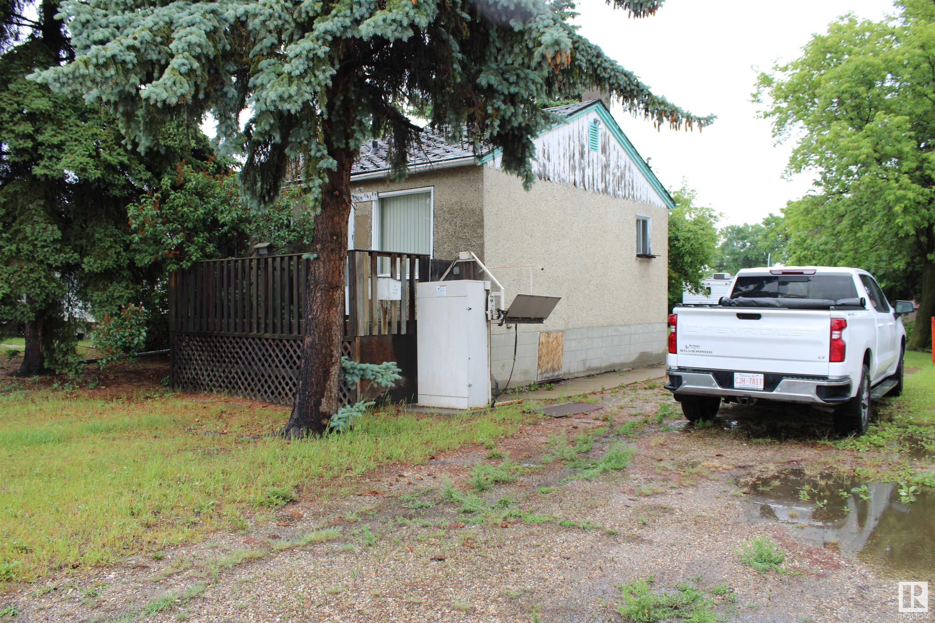 9909 163 Street NW, Glenwood, Edmonton 2