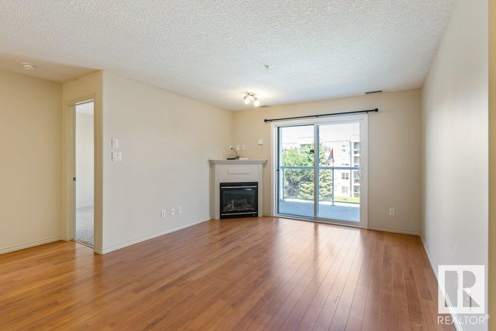 Photo 12 at 343 - 78B Mckenney Avenue, Mission, St. Albert