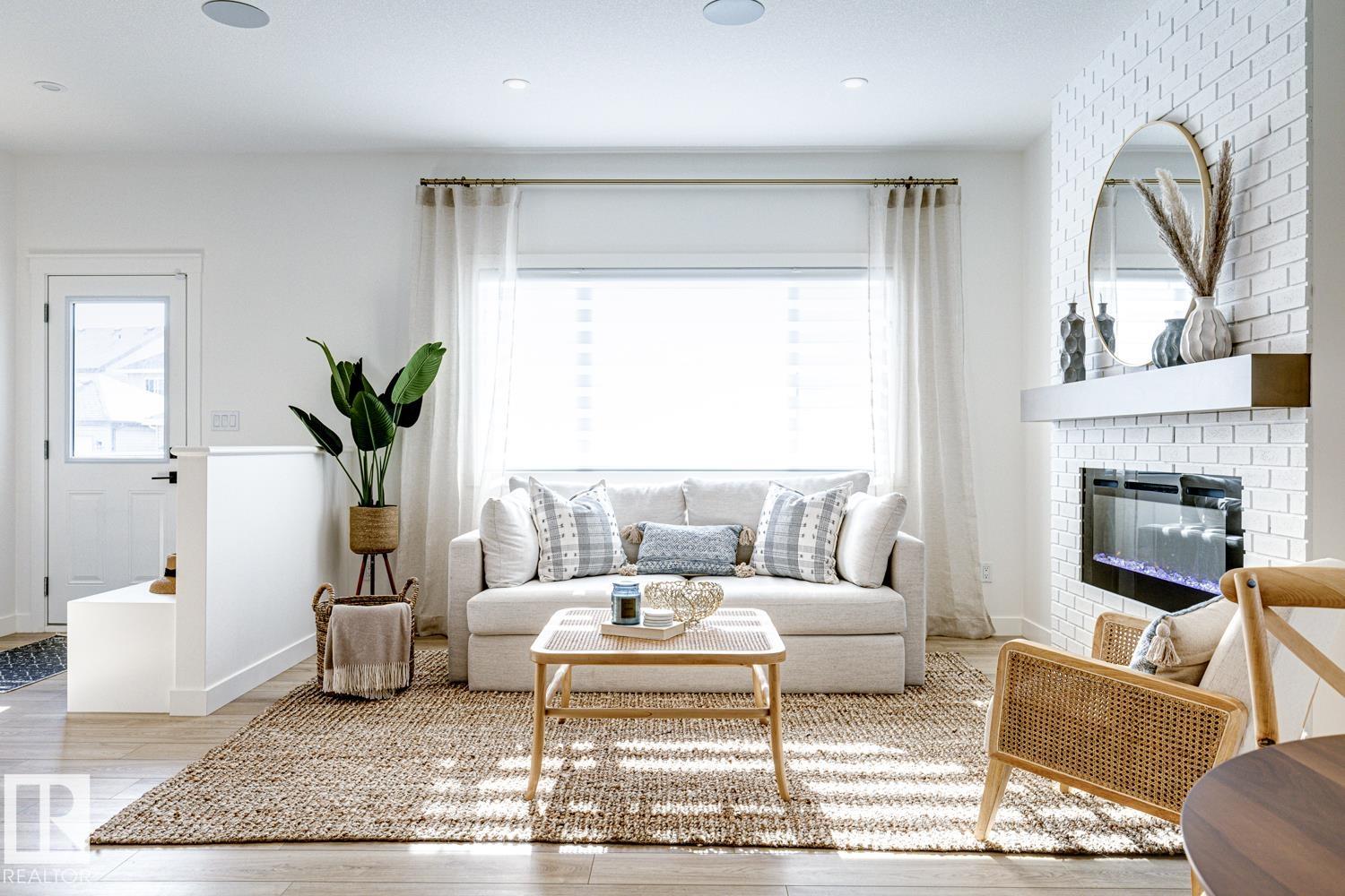 Photo 4 at 301 Juniper Cove, Woodbend, Leduc