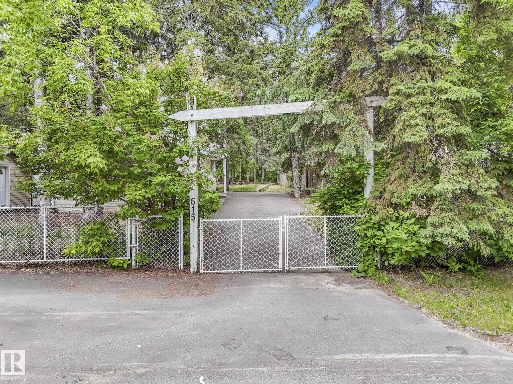 Photo 10 at 615 Ash Street, Pine Sands, Rural Sturgeon County