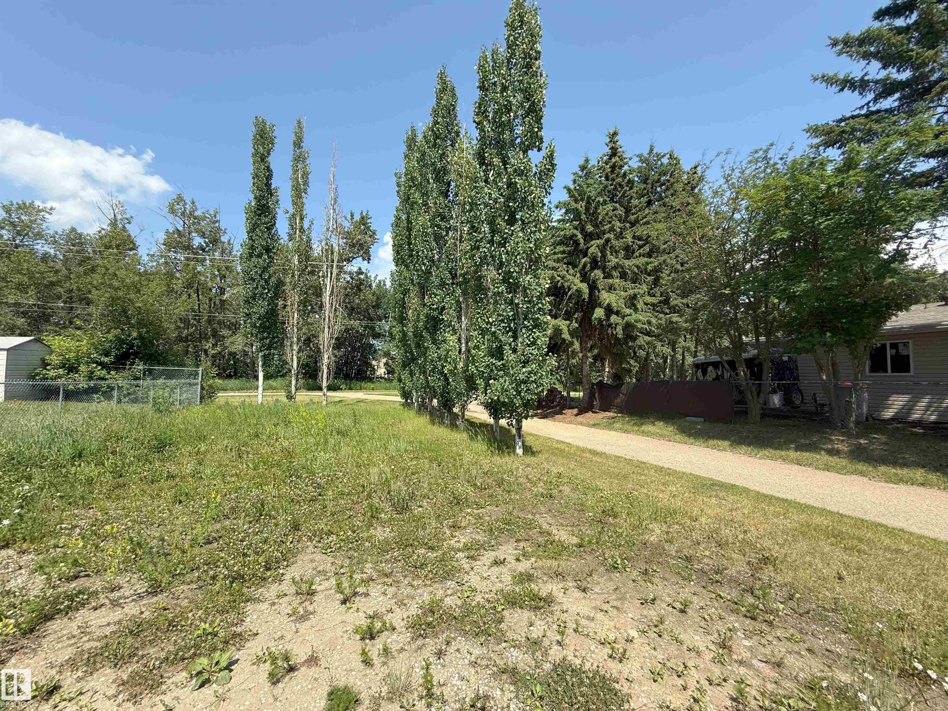Photo 2 at 45B Mcnabb Crescent, Forest Green, Stony Plain