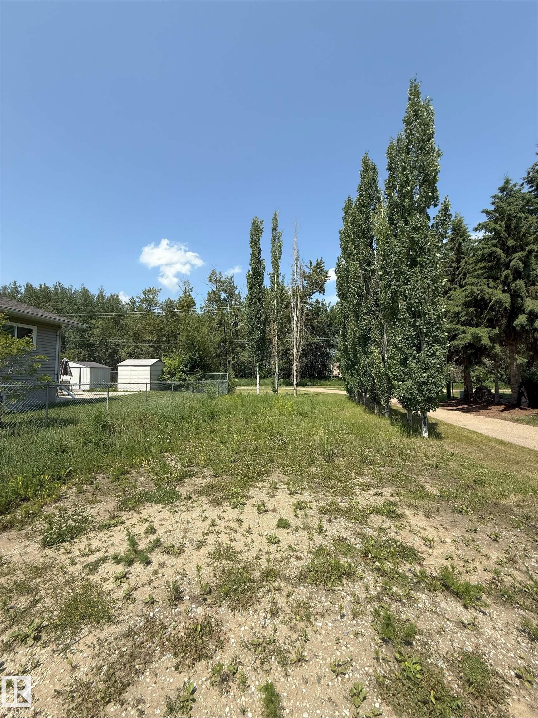 Photo 11 at 45B Mcnabb Crescent, Forest Green, Stony Plain
