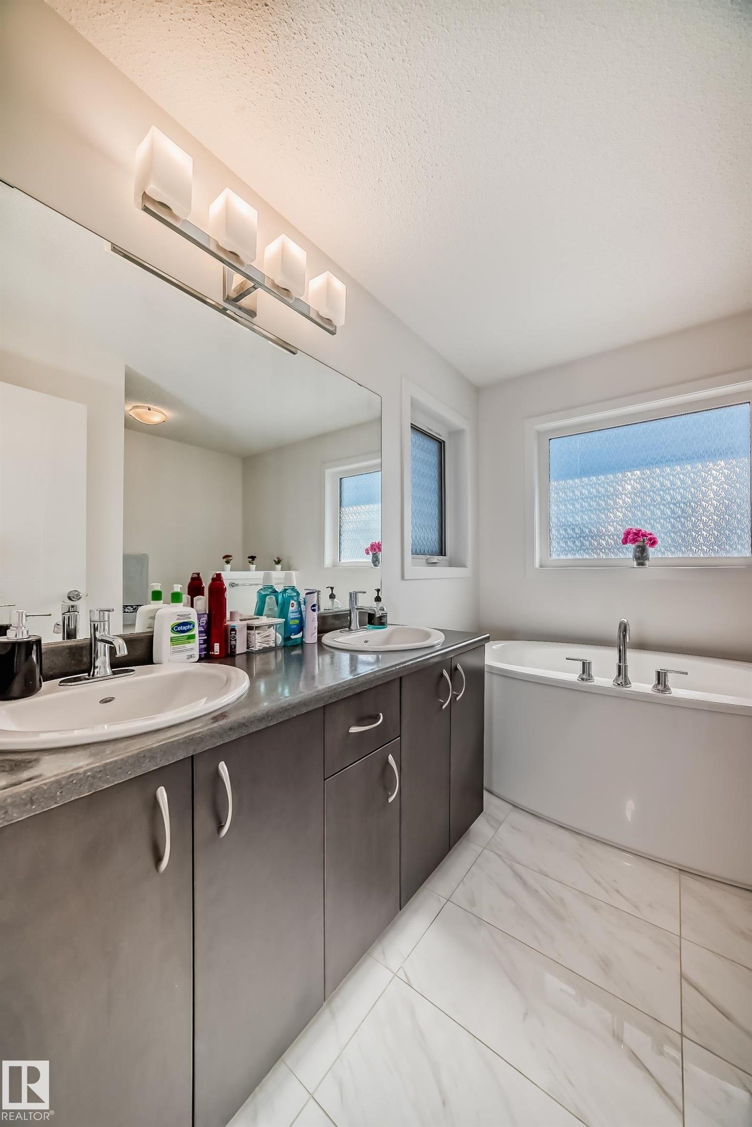 Photo 26 at 6035 Rosenthal Way NW, Rosenthal, Edmonton