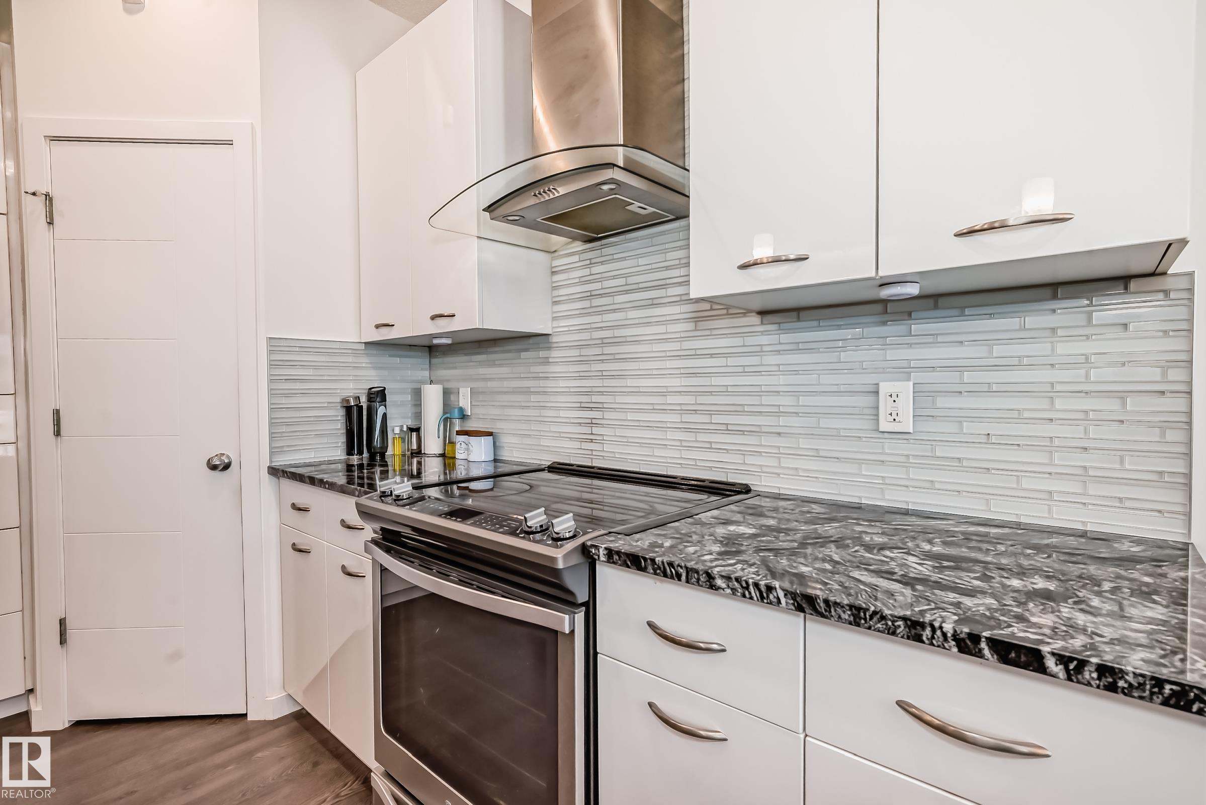 Photo 6 at 6035 Rosenthal Way NW, Rosenthal, Edmonton