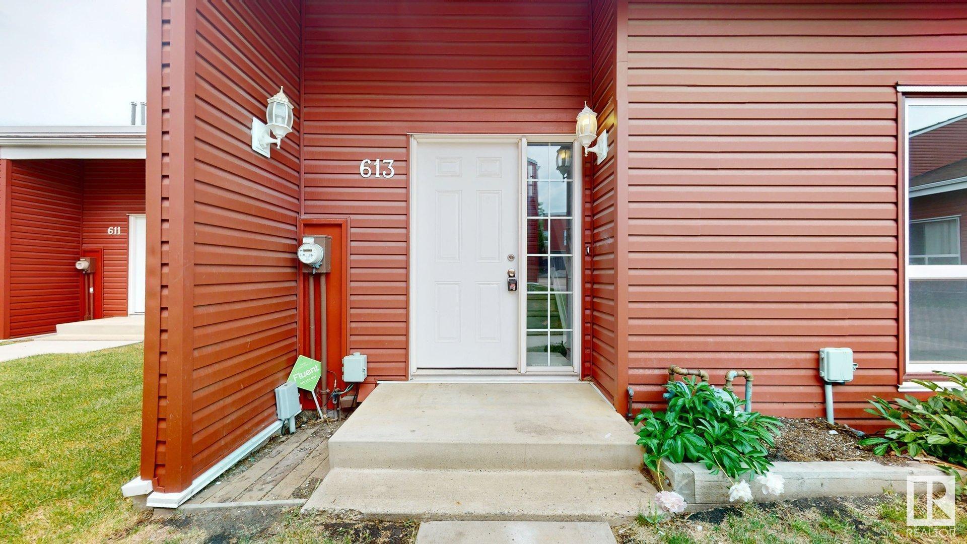 http://cdnparap120.paragonrels.com/ParagonImages/Property/p12/RAE/225356339/2/0/0/a3ad85d66cea19af57bfb24a71711f9c/1/225e7afca681c4da570bc953638225ce/225356339-e1236f6c-e343-4681-8cb7-7f16e336d97e.JPG