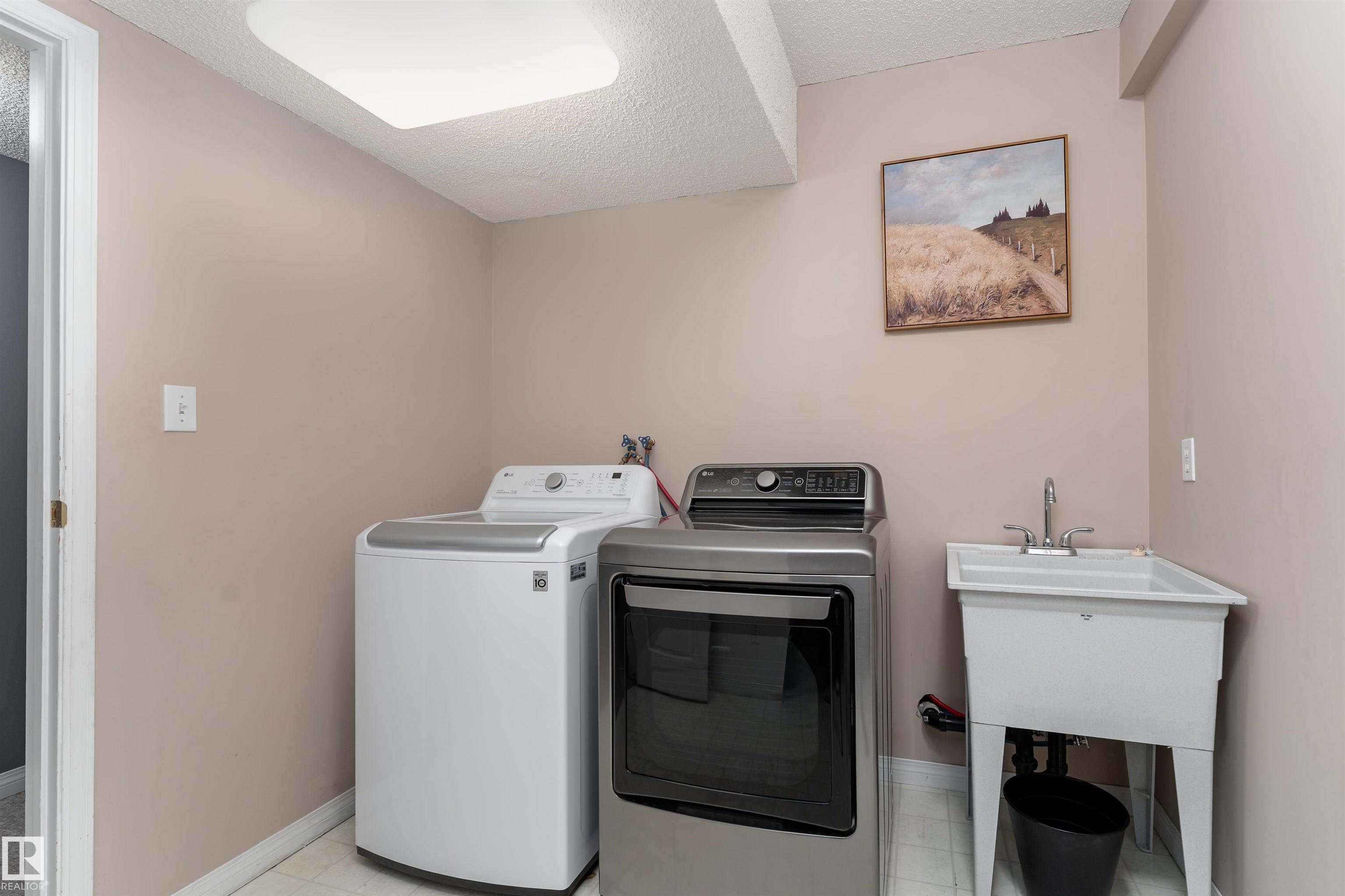Photo 42 at 10 Stoneshire Manor, Stoneshire, Spruce Grove