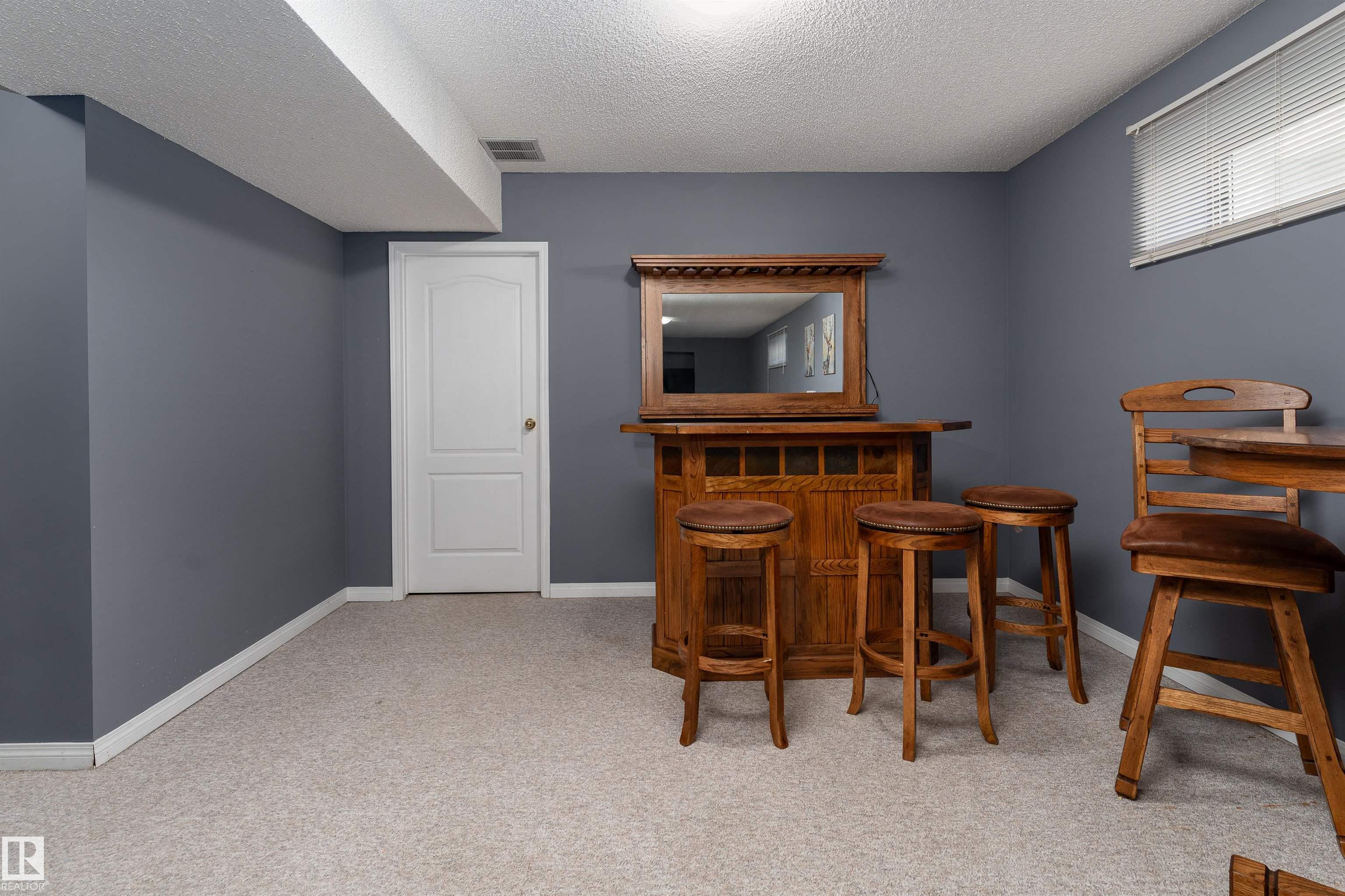 Photo 44 at 10 Stoneshire Manor, Stoneshire, Spruce Grove
