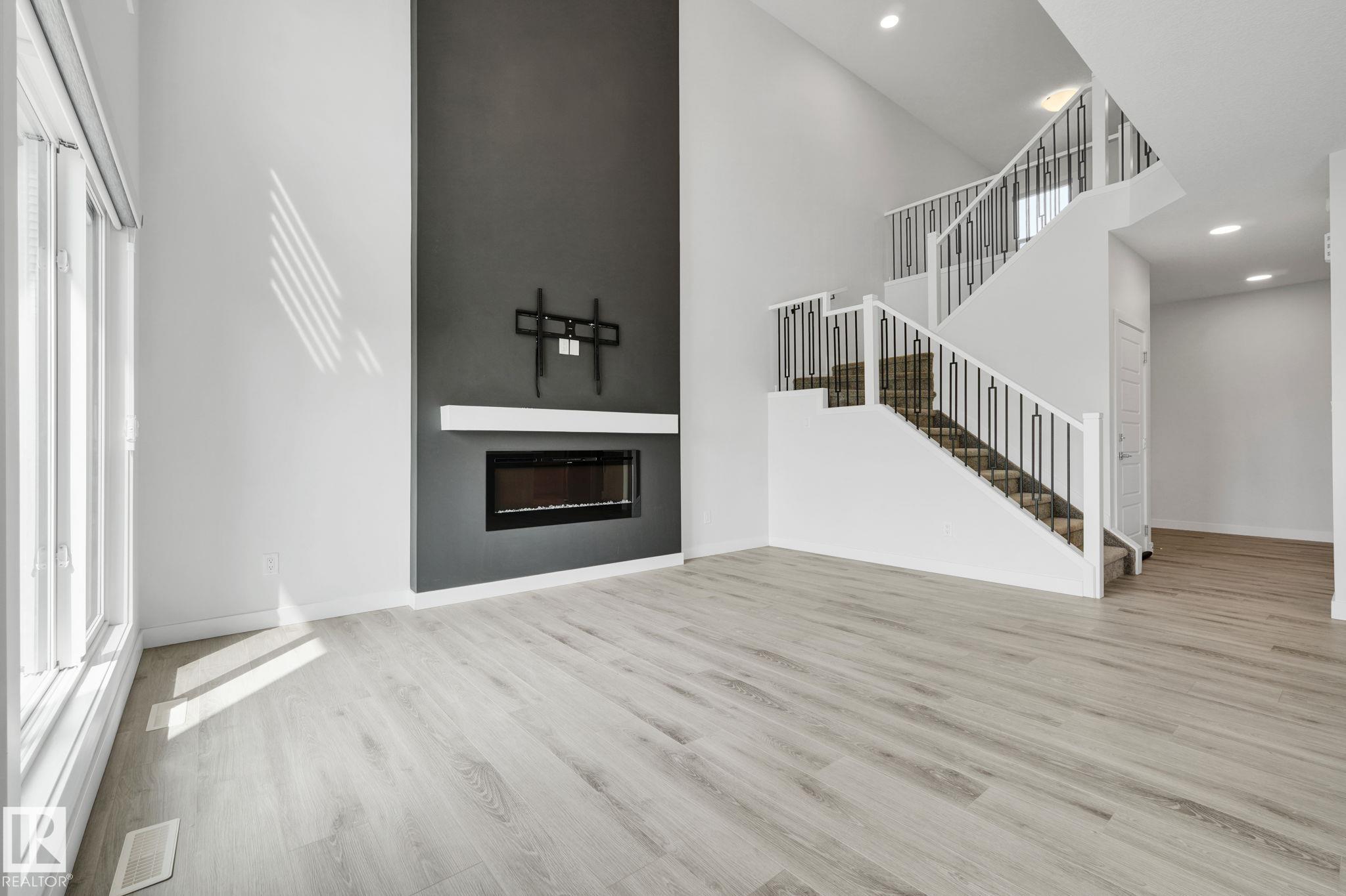 Photo 13 at 107 Edgefield Way, Erin Ridge North, St. Albert