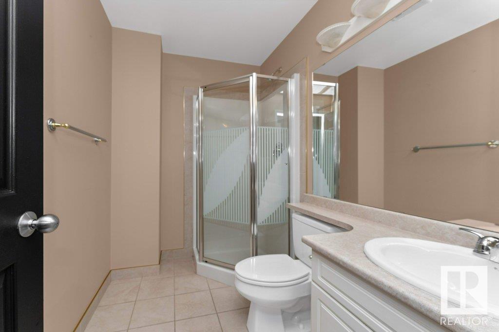 http://cdnparap120.paragonrels.com/ParagonImages/Property/p12/RAE/225356383/25/0/0/2ebdc47a1ee138008b002a2d4d1b0470/1/1a44eb6c9622042358893cee9be42155/225356383-997a8209-f388-43ac-bbad-74ae3667a541.JPG