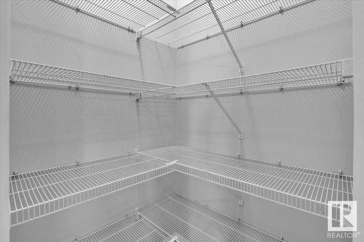 http://cdnparap120.paragonrels.com/ParagonImages/Property/p12/RAE/225356439/21/0/0/74123178108c3c6c5baf986cf8f43b63/1/3f78abcbd76ba640a7bd571ce9176232/225356439-90c8f53c-cc08-4e0b-8ff2-d46ffc5b5f1f.JPG