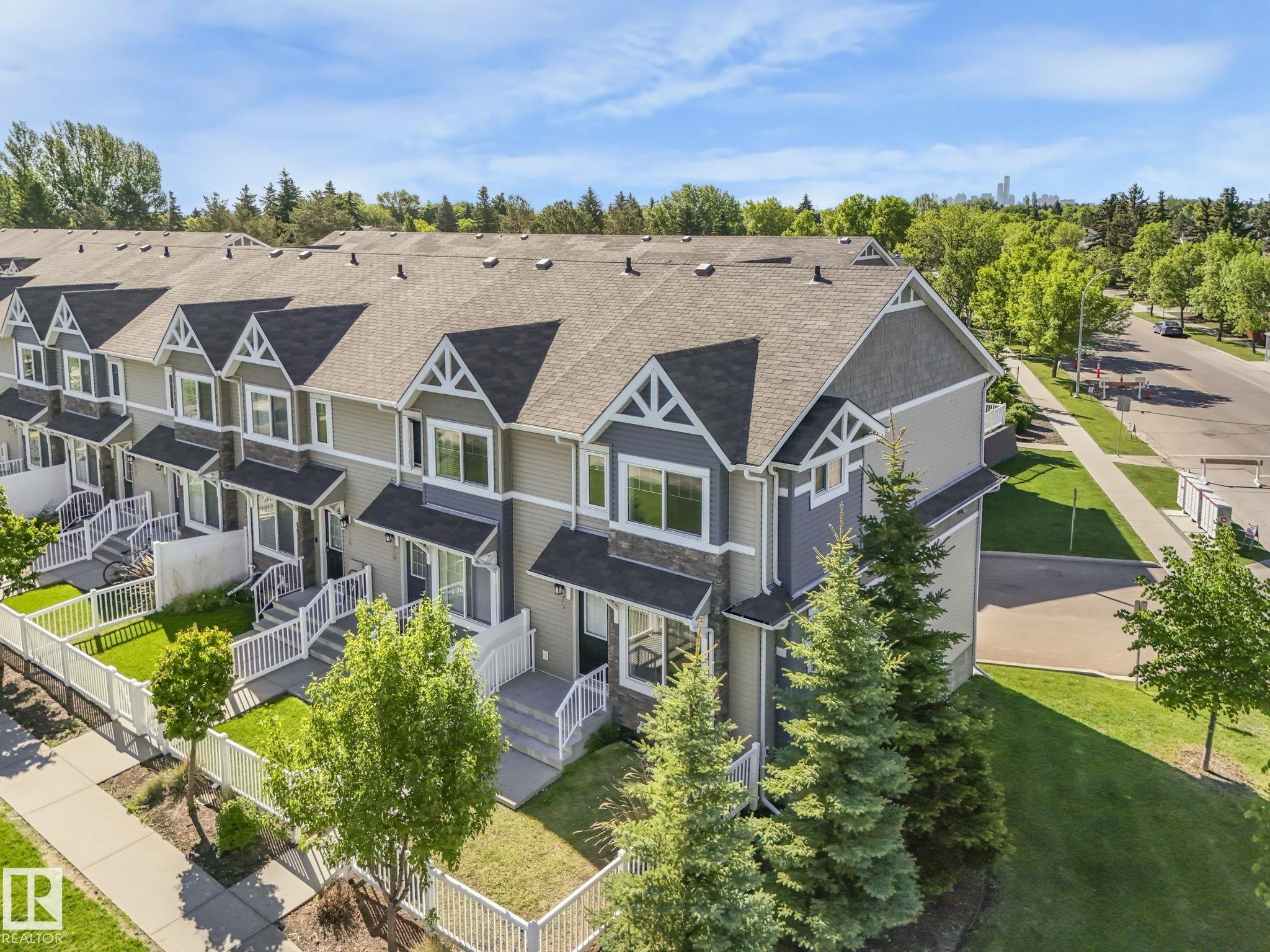 http://cdnparap120.paragonrels.com/ParagonImages/Property/p12/RAE/225356480/2/0/0/4e9b6adcb8fe5249eb74dc20183cb881/1/7d3445d1b4a12a09d8a690232c688336/225356480-8bf258fe-03be-494c-8ff0-9ad74647c460.JPG