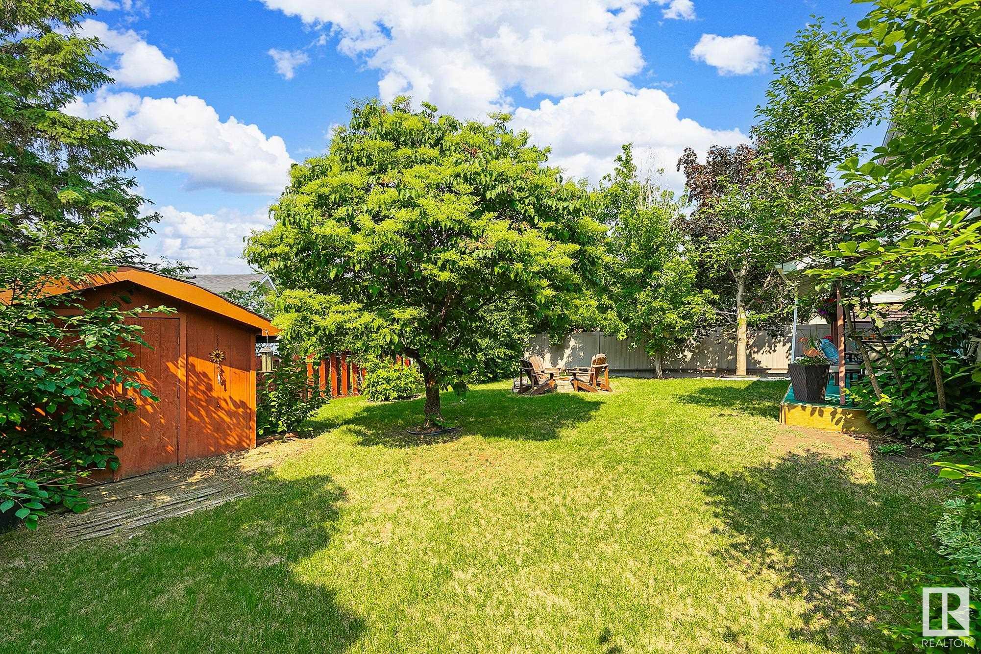http://cdnparap120.paragonrels.com/ParagonImages/Property/p12/RAE/225356577/2/0/0/b71f9c42ffdc9fc5c4ffcf6db5ca9d33/1/87023bb904e8f64b9c5d8b8b632c4794/225356577-8b1ca415-a74a-4e05-84d6-a8e36ff98f18.JPG