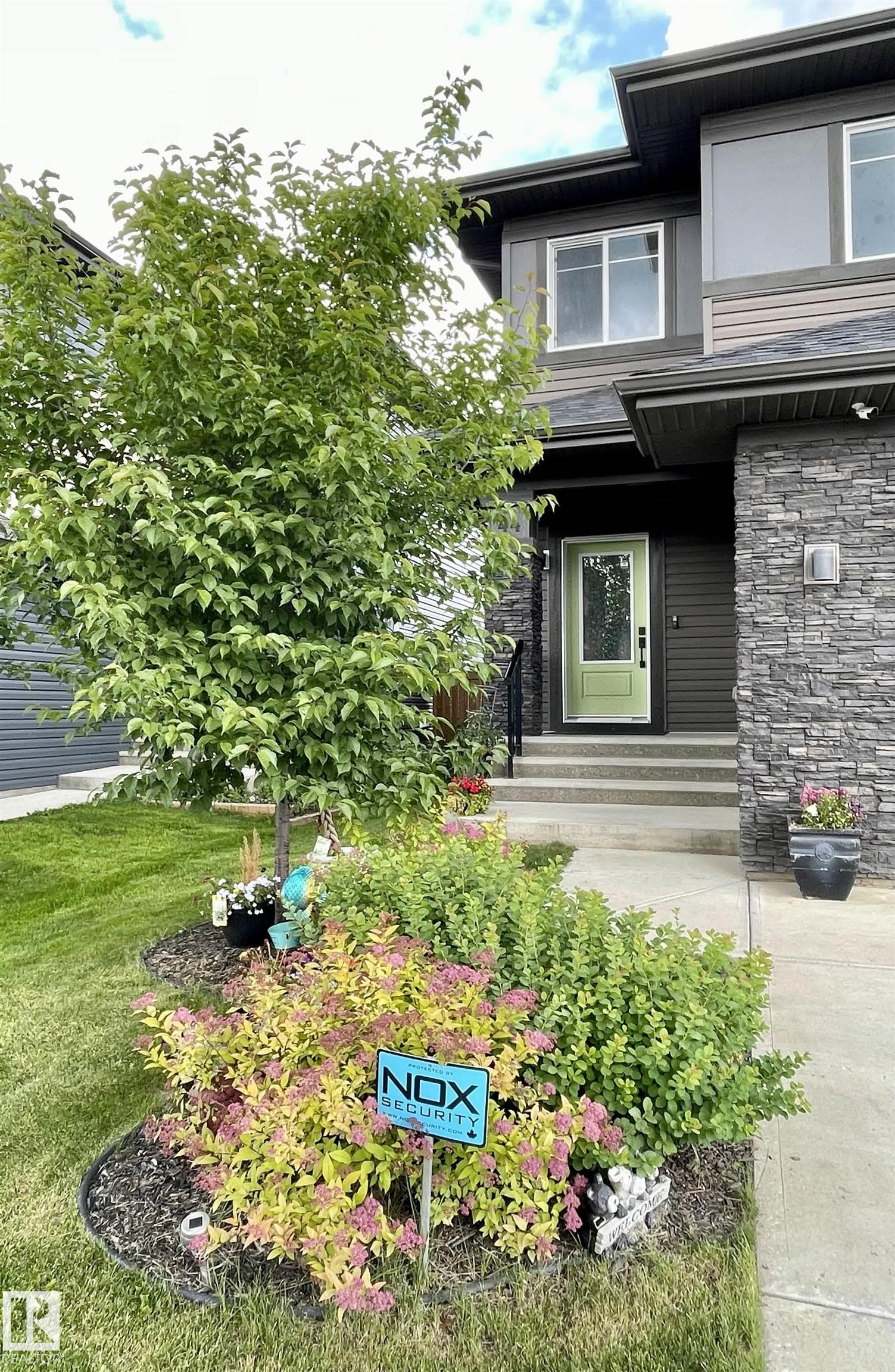 Photo 3 at 44 Prescott Boulevard, Prescott, Spruce Grove