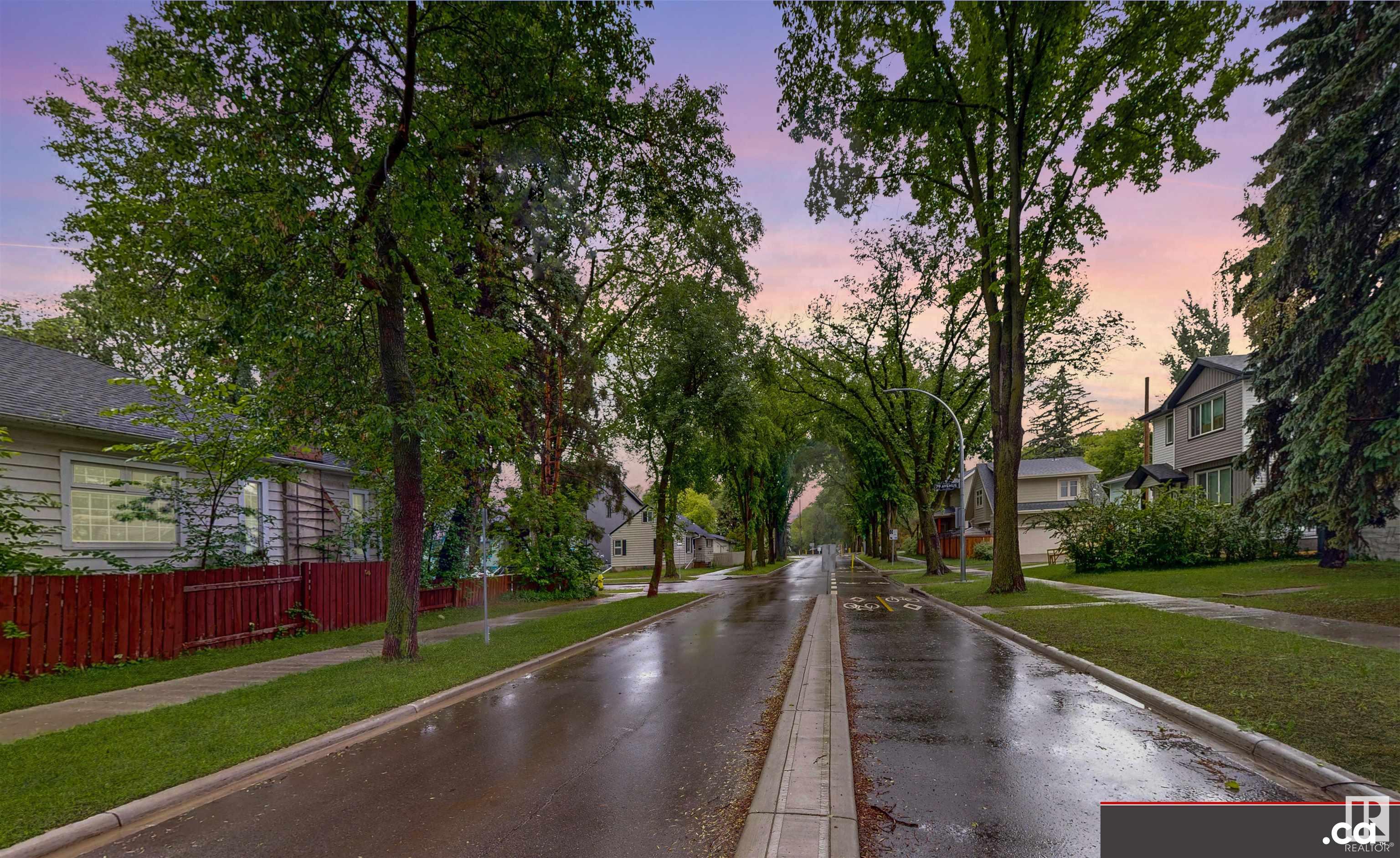http://cdnparap120.paragonrels.com/ParagonImages/Property/p12/RAE/225356679/55/0/0/31ae0adbc6381b9af9b1a6b3e80f2dfe/1/f7d67aee92ce7d4ecb8f9f916f172f4b/225356679-b56b6681-b416-42b0-9a6e-710b2104ce55.JPG