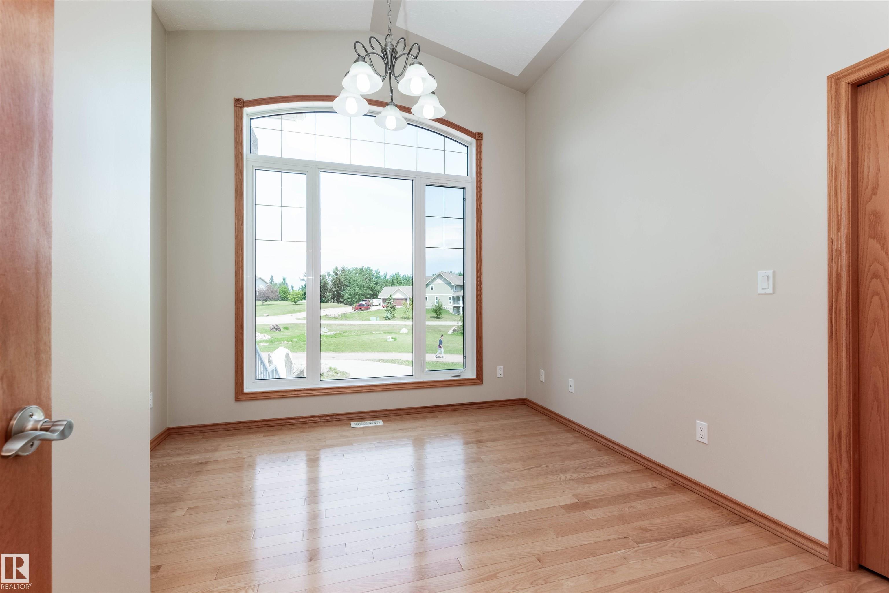 Photo 33 at 15 - 53016 Rge Road 222, Four Ridges, Rural Strathcona County