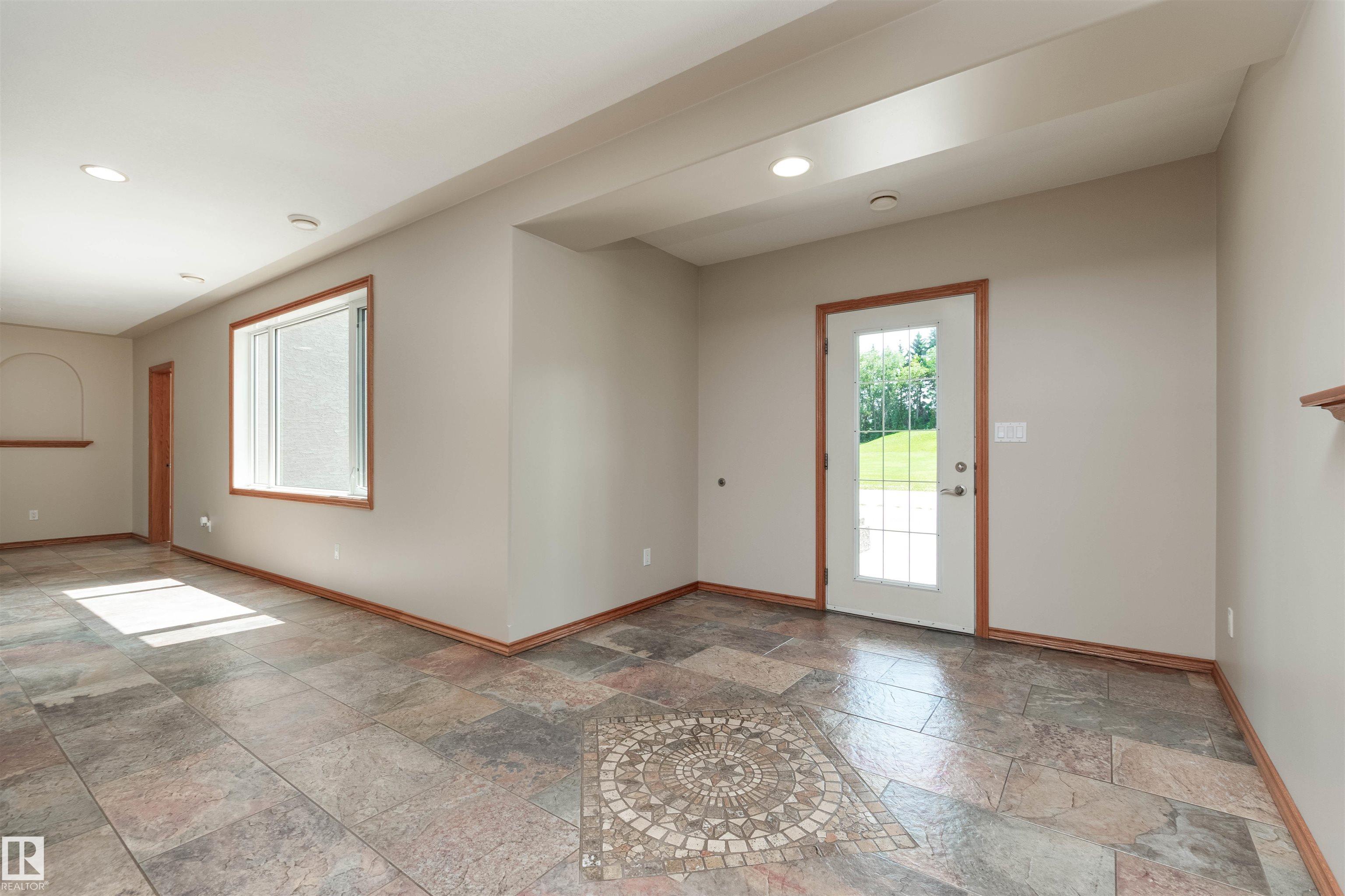 Photo 37 at 15 - 53016 Rge Road 222, Four Ridges, Rural Strathcona County