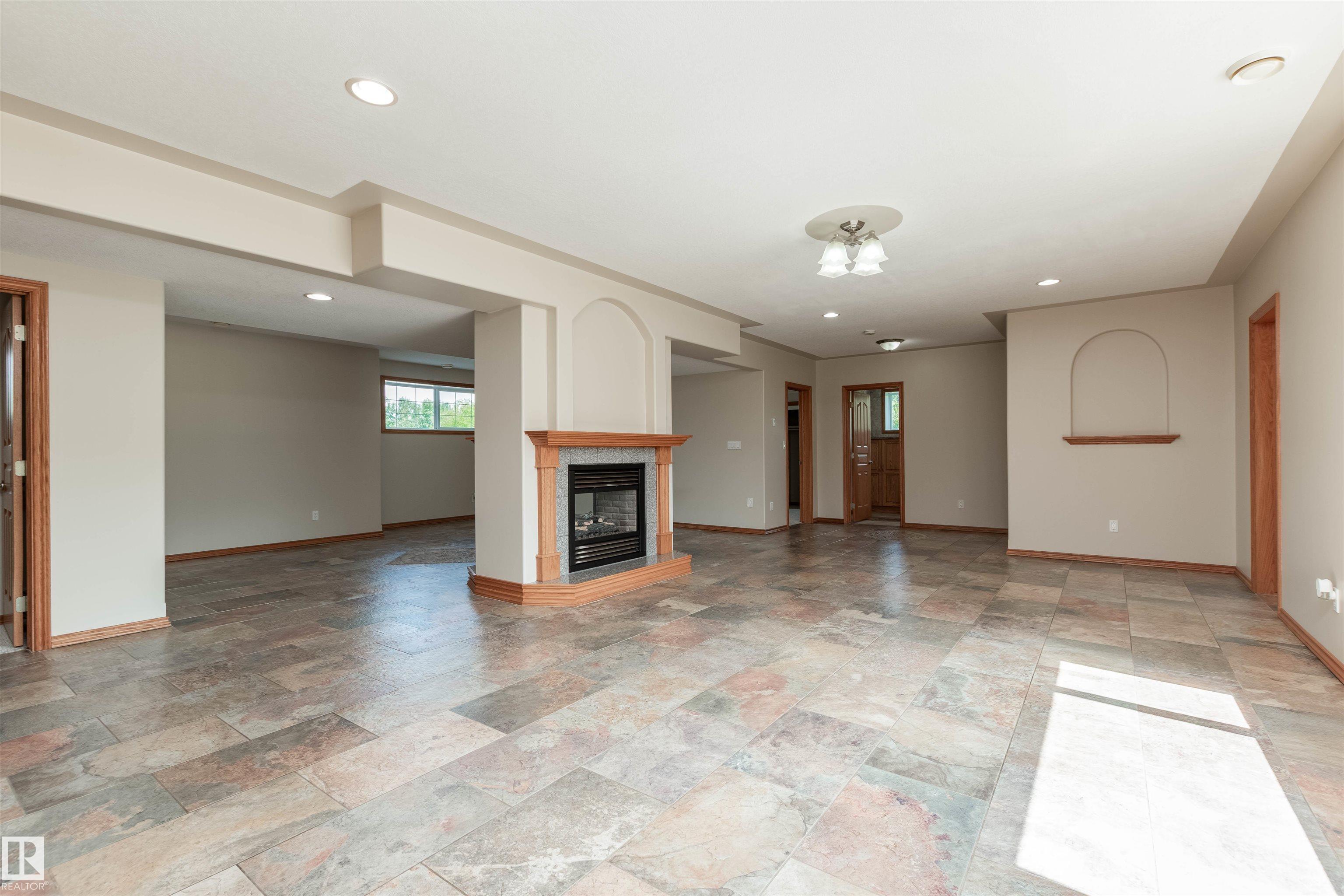 Photo 38 at 15 - 53016 Rge Road 222, Four Ridges, Rural Strathcona County