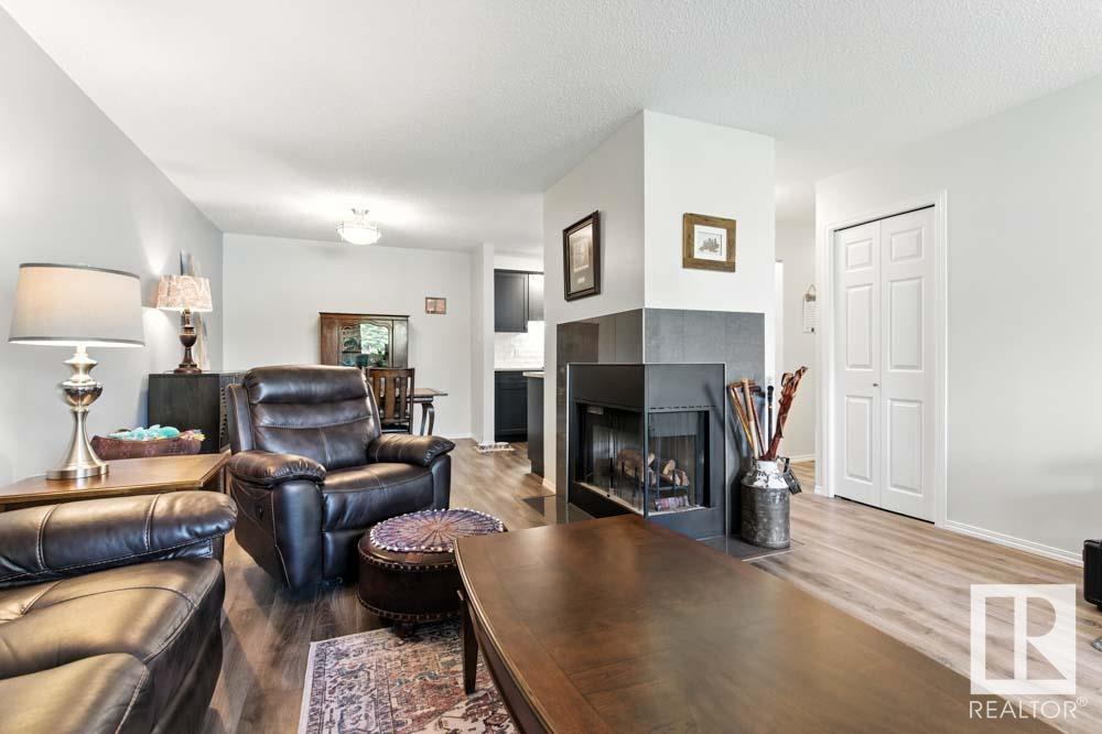 http://cdnparap120.paragonrels.com/ParagonImages/Property/p12/RAE/225356764/5/0/0/7cbe258c5686f08552f41dd12a27163a/1/c8c4b0d206f22f4b37e7c24ea1dc660e/225356764-32dc328c-b0e7-4b1e-a05d-f4eaed564fb6.JPG