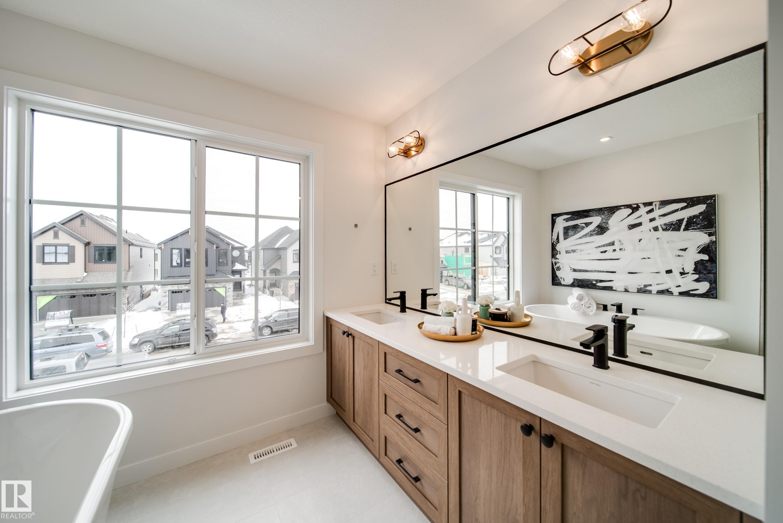 Photo 3 at 2 Cloutier Close, Chérot, St. Albert