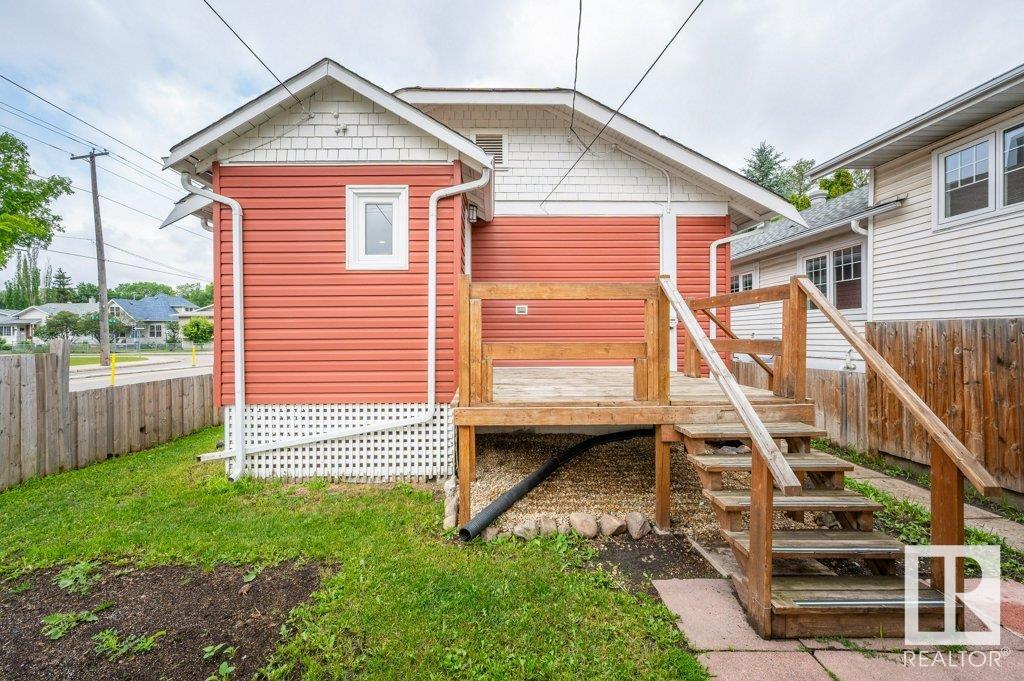http://cdnparap120.paragonrels.com/ParagonImages/Property/p12/RAE/225356887/32/0/0/f31e169d2590c14832d5ec705a786df4/1/9f94f2e197ed82498b4c6a2e1816de0a/225356887-be41e422-f2c8-464d-bf65-a475eff022c7.JPG