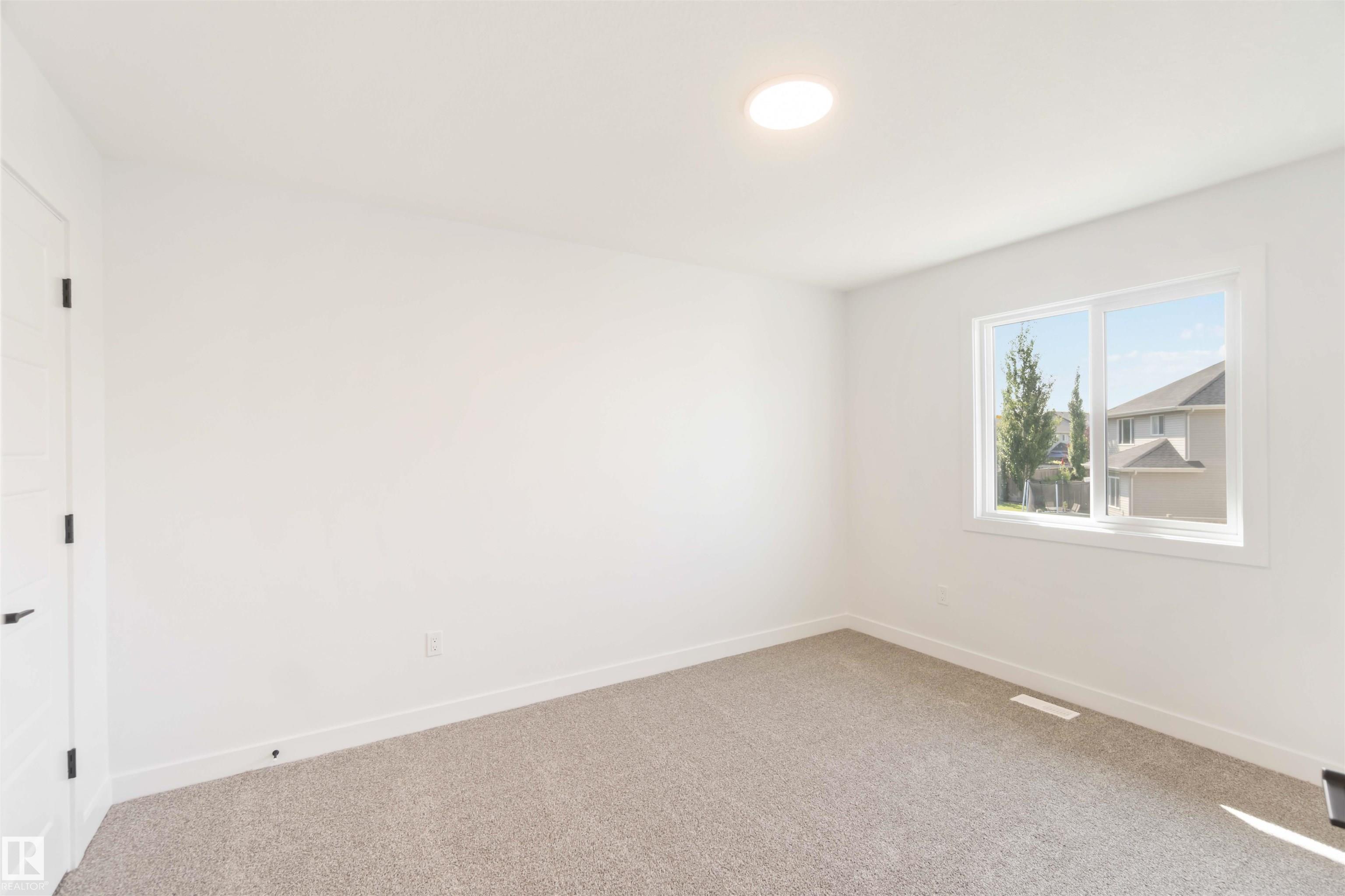 Photo 33 at 8535 181 Avenue NW, Klarvatten, Edmonton
