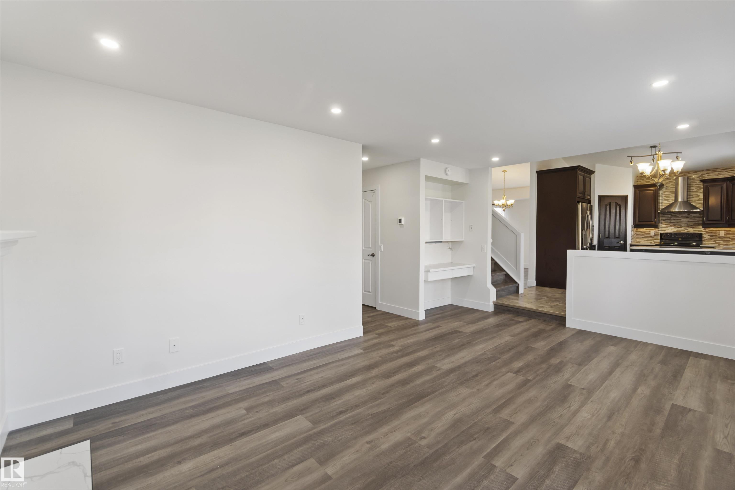 Photo 12 at 31 Deer Ridge Drive, Deer Ridge, St. Albert