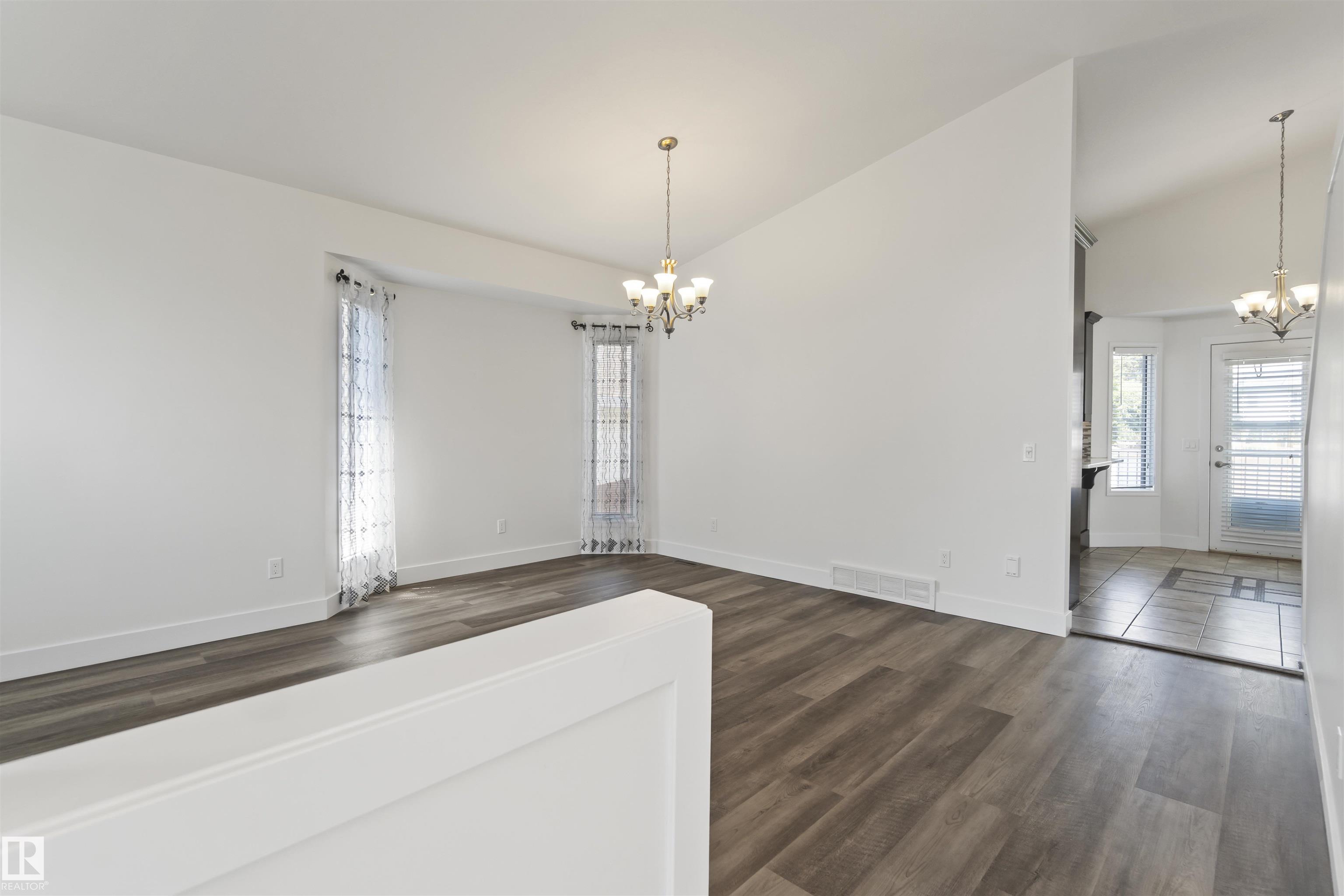 Photo 3 at 31 Deer Ridge Drive, Deer Ridge, St. Albert