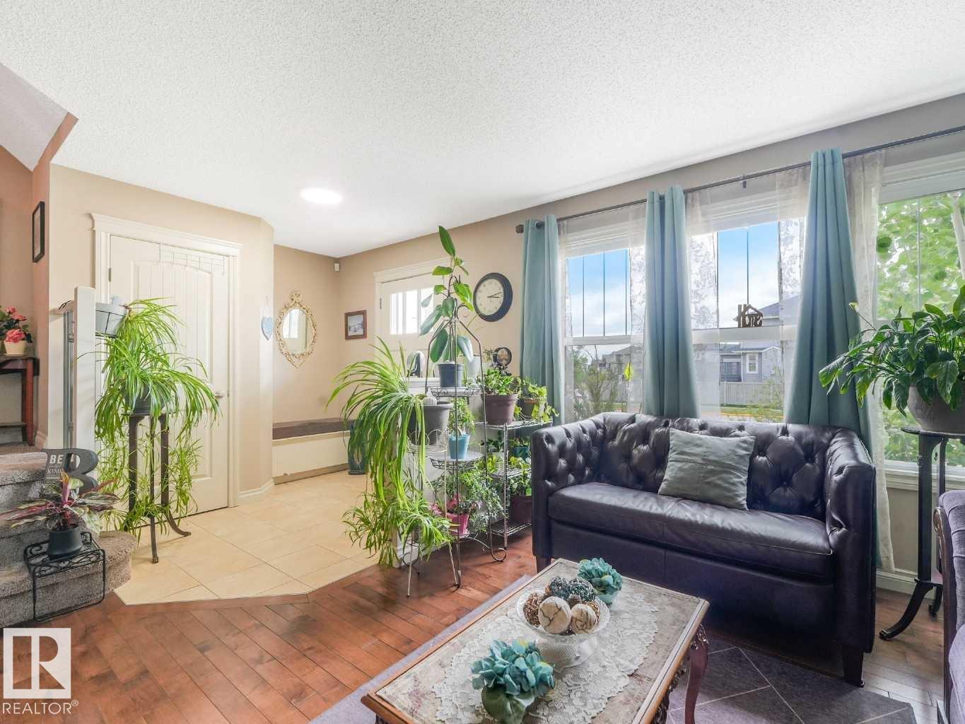 Photo 9 at 234 Robinson Drive, Robinson, Leduc