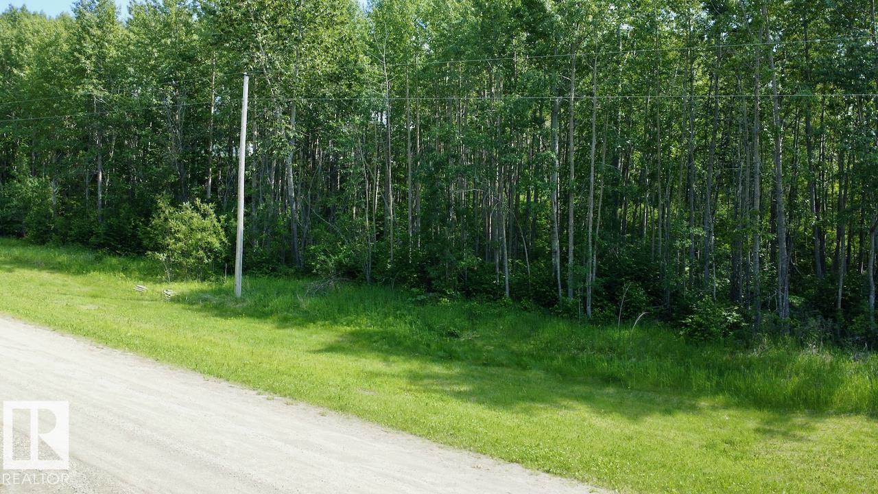 Photo 4 at 7 - 53420 Rge Road 60, Lake Isle Estates, Rural Parkland County