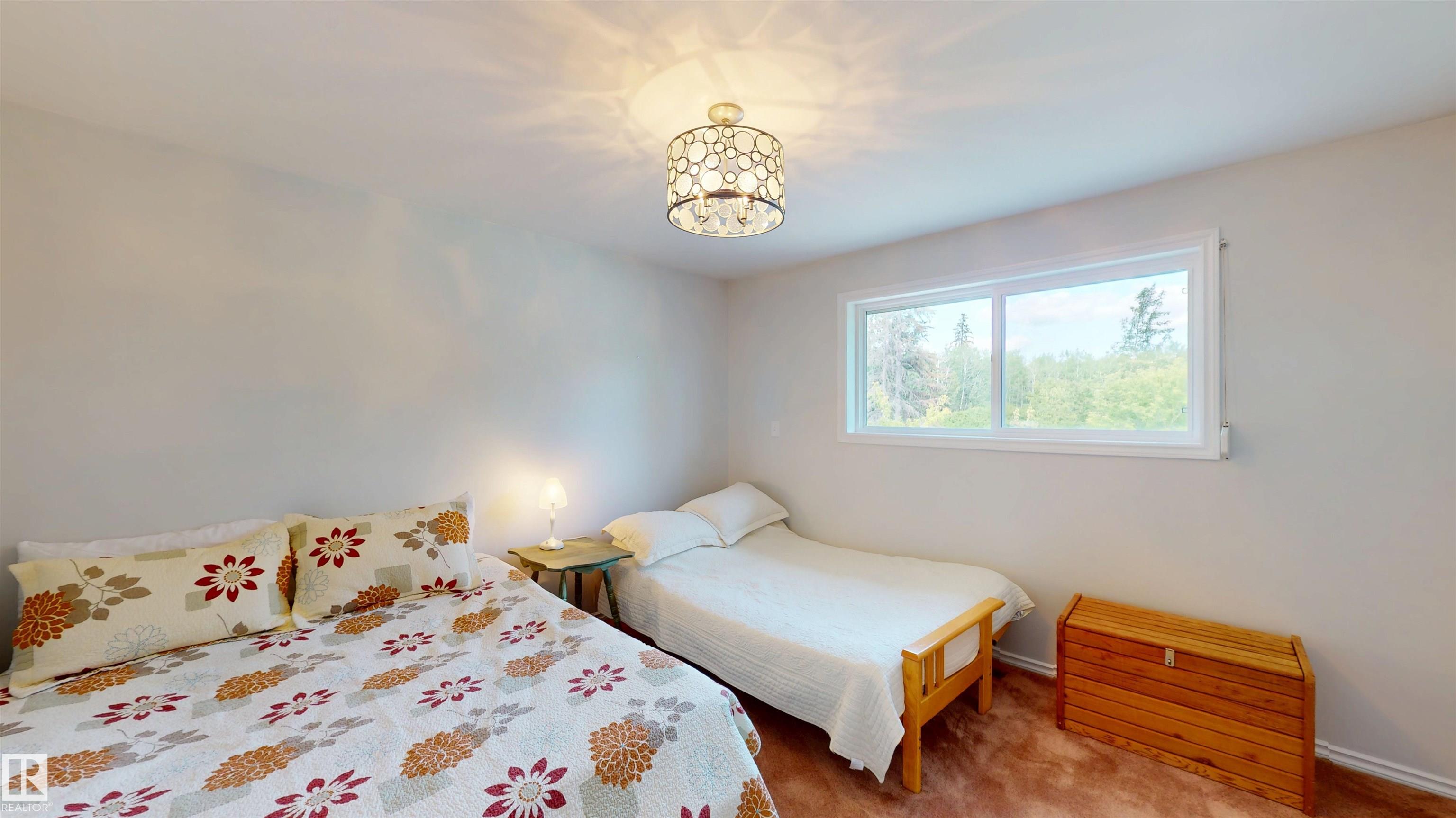 Photo 25 at 2 Gibbons Avenue, Kapasiwin, Rural Parkland County