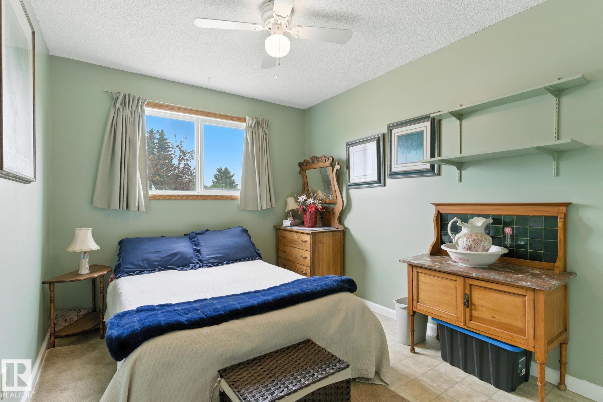 Photo 17 at 9608 98a Street, Morinville