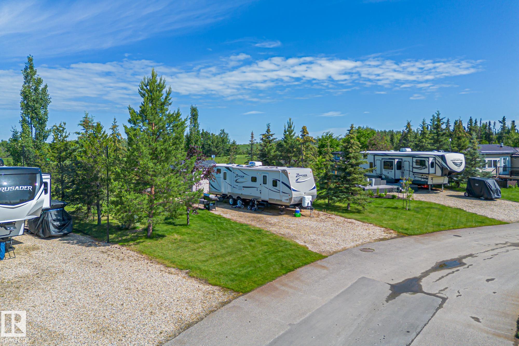 Photo 14 at 125 - 53126 Rge Road 70, Trestle Creek Golf Resort, Rural Parkland County