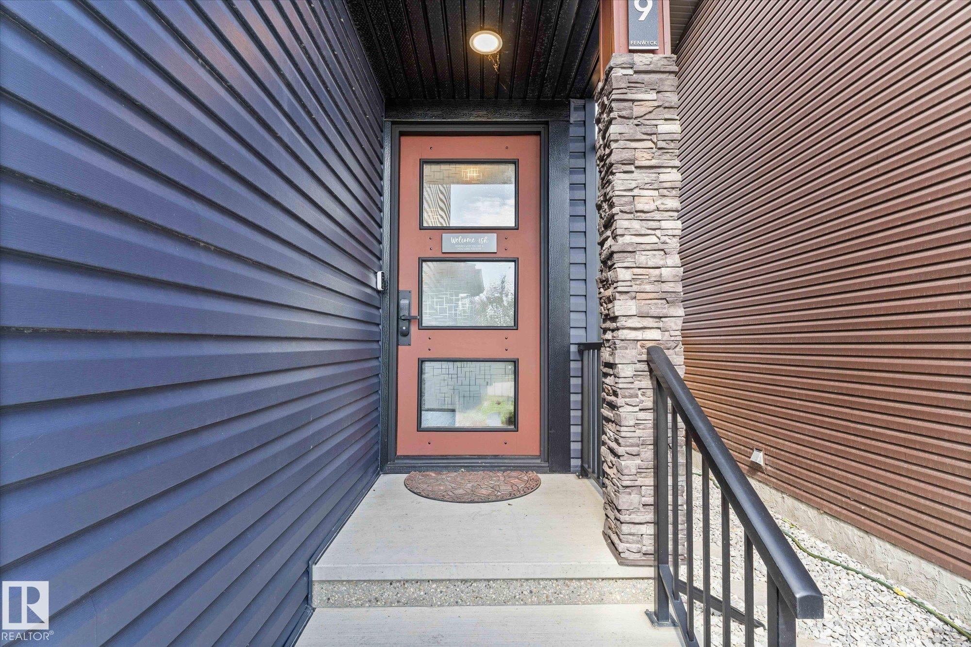 Photo 2 at 9 Brunswyck Crescent, Fenwyck, Spruce Grove