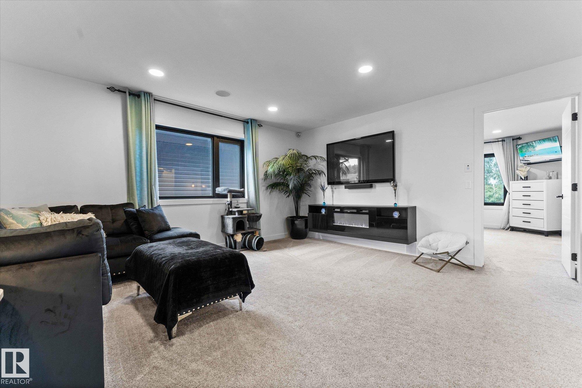 Photo 31 at 9 Brunswyck Crescent, Fenwyck, Spruce Grove