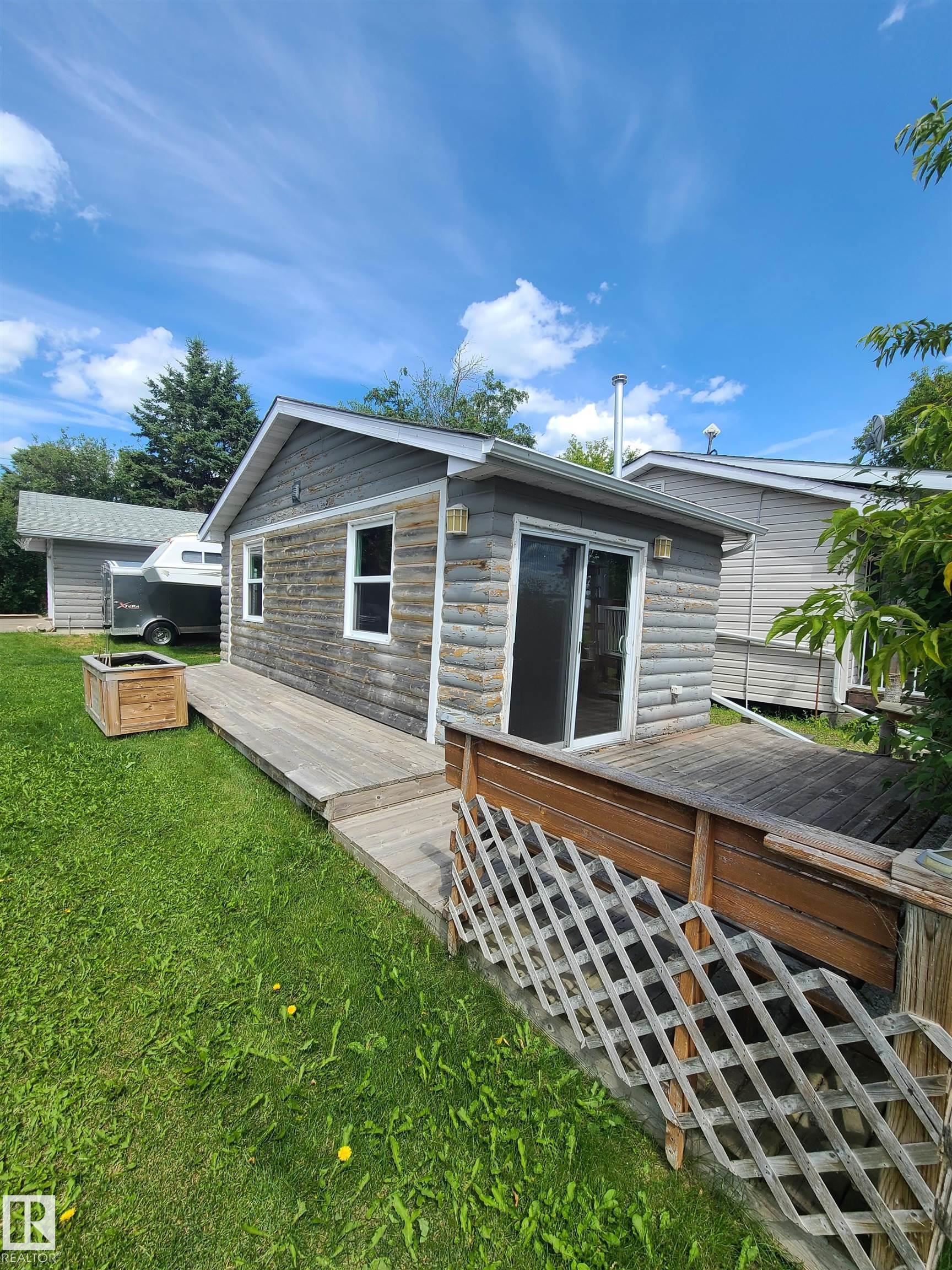 Photo 2 at 6 - 53026 Rge Road 43, Rizzie Beach, Rural Parkland County