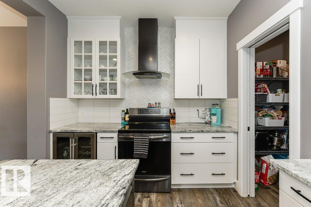 Photo 12 at 14 Copperhaven Drive, Copperhaven, Spruce Grove