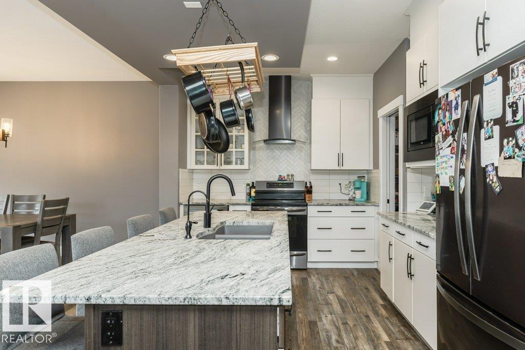 Photo 9 at 14 Copperhaven Drive, Copperhaven, Spruce Grove