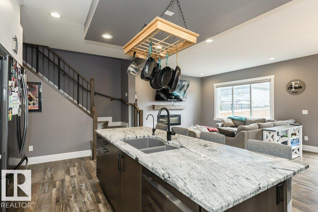 Photo 10 at 14 Copperhaven Drive, Copperhaven, Spruce Grove