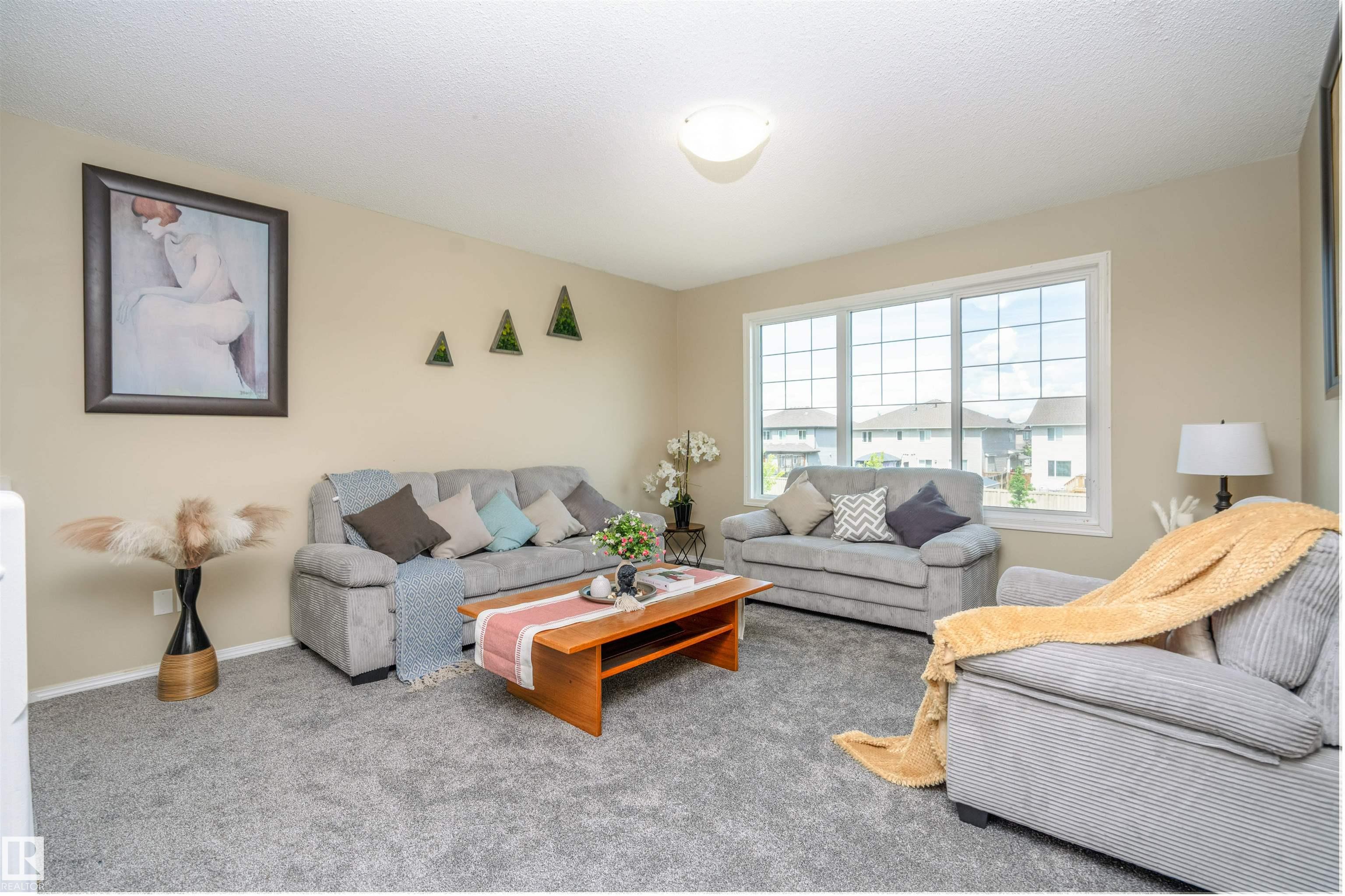 Photo 11 at 14 Santana Crescent, Sienna, Fort Saskatchewan