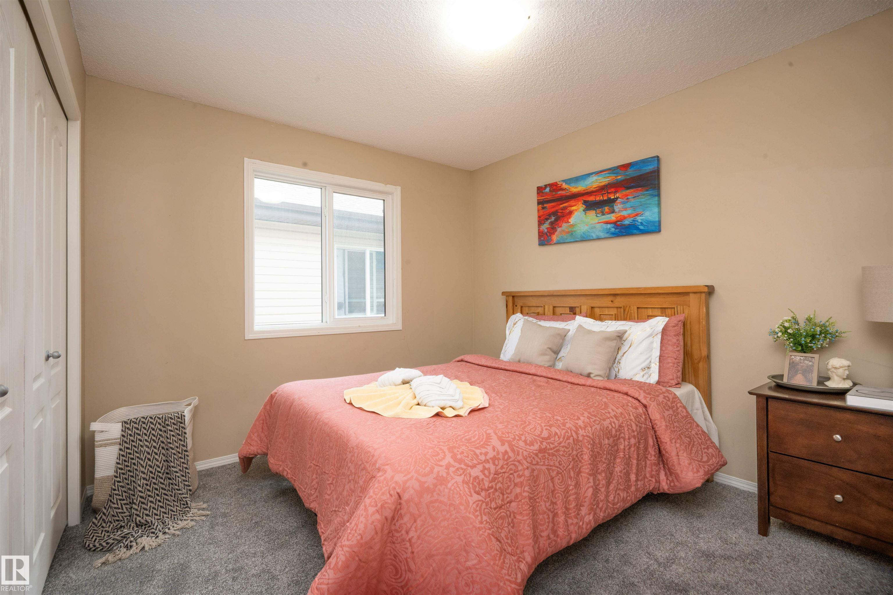 Photo 13 at 14 Santana Crescent, Sienna, Fort Saskatchewan