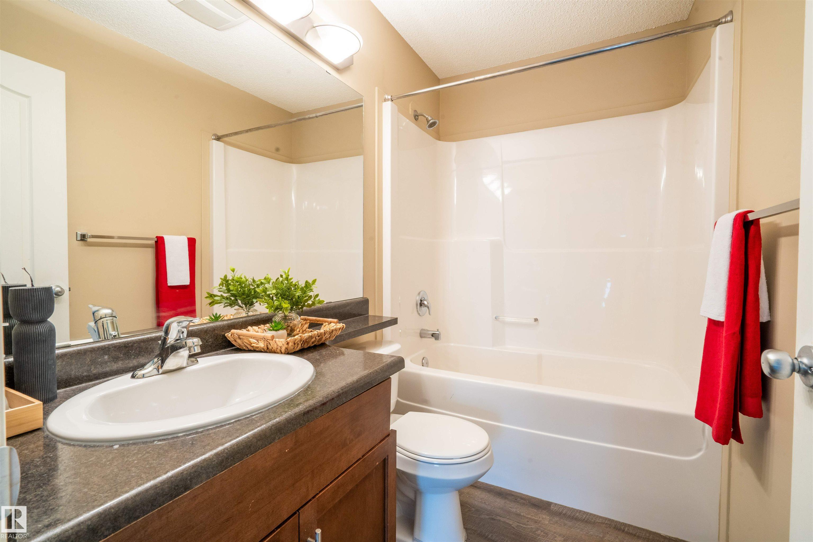 Photo 15 at 14 Santana Crescent, Sienna, Fort Saskatchewan