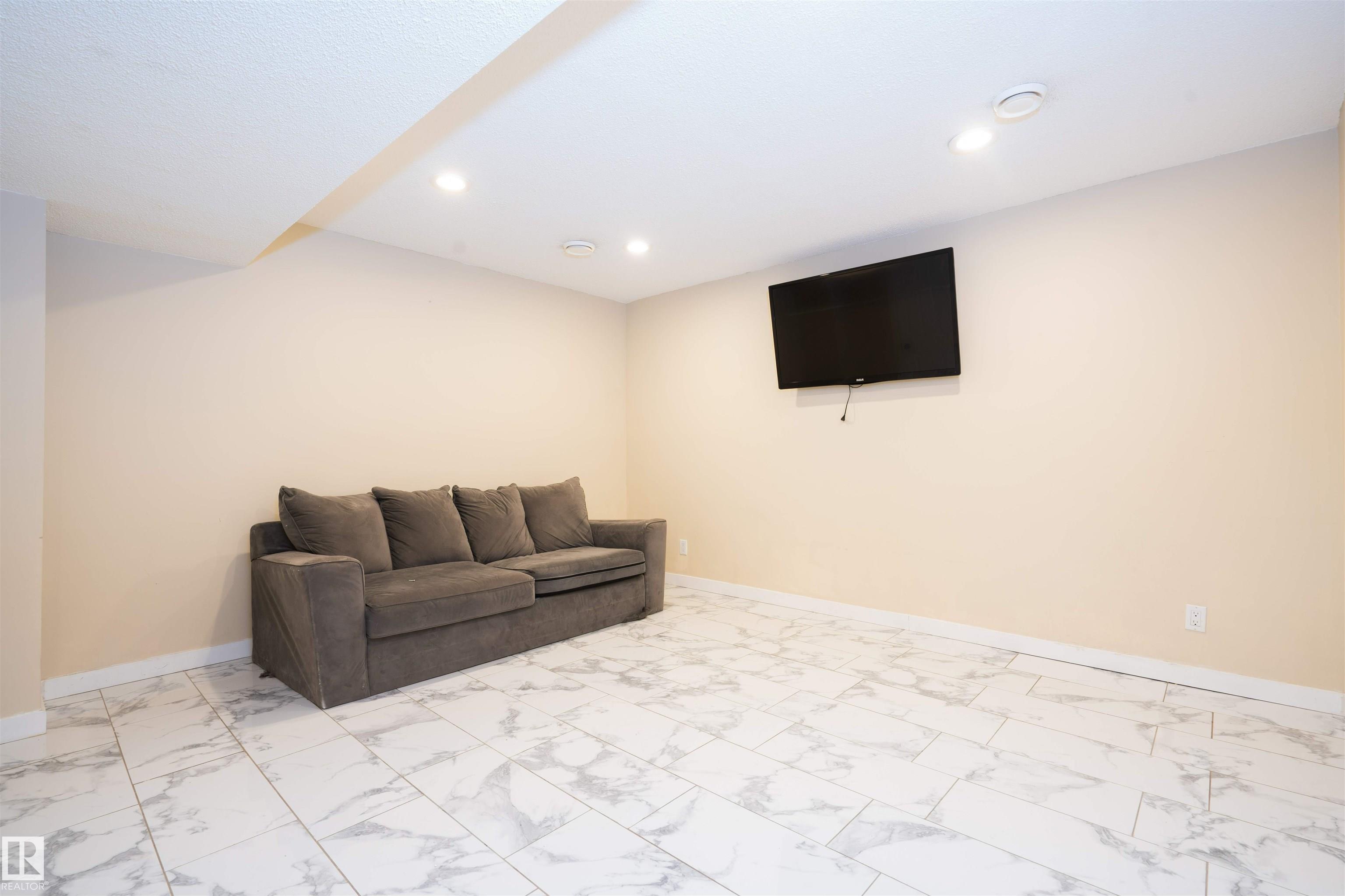 Photo 27 at 14 Santana Crescent, Sienna, Fort Saskatchewan