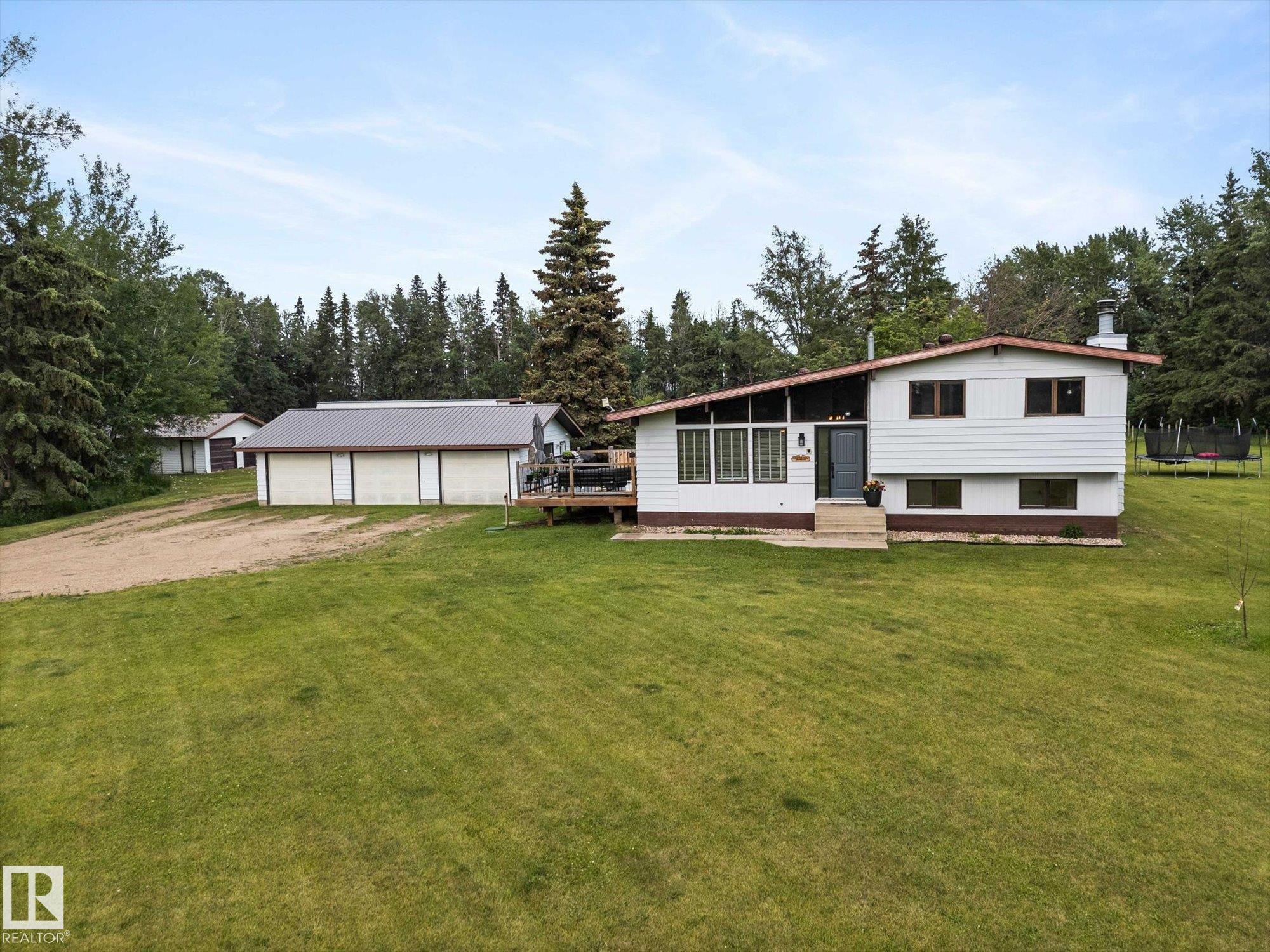 Photo 2 at 51405 Rge Road 10, None, Rural Parkland County