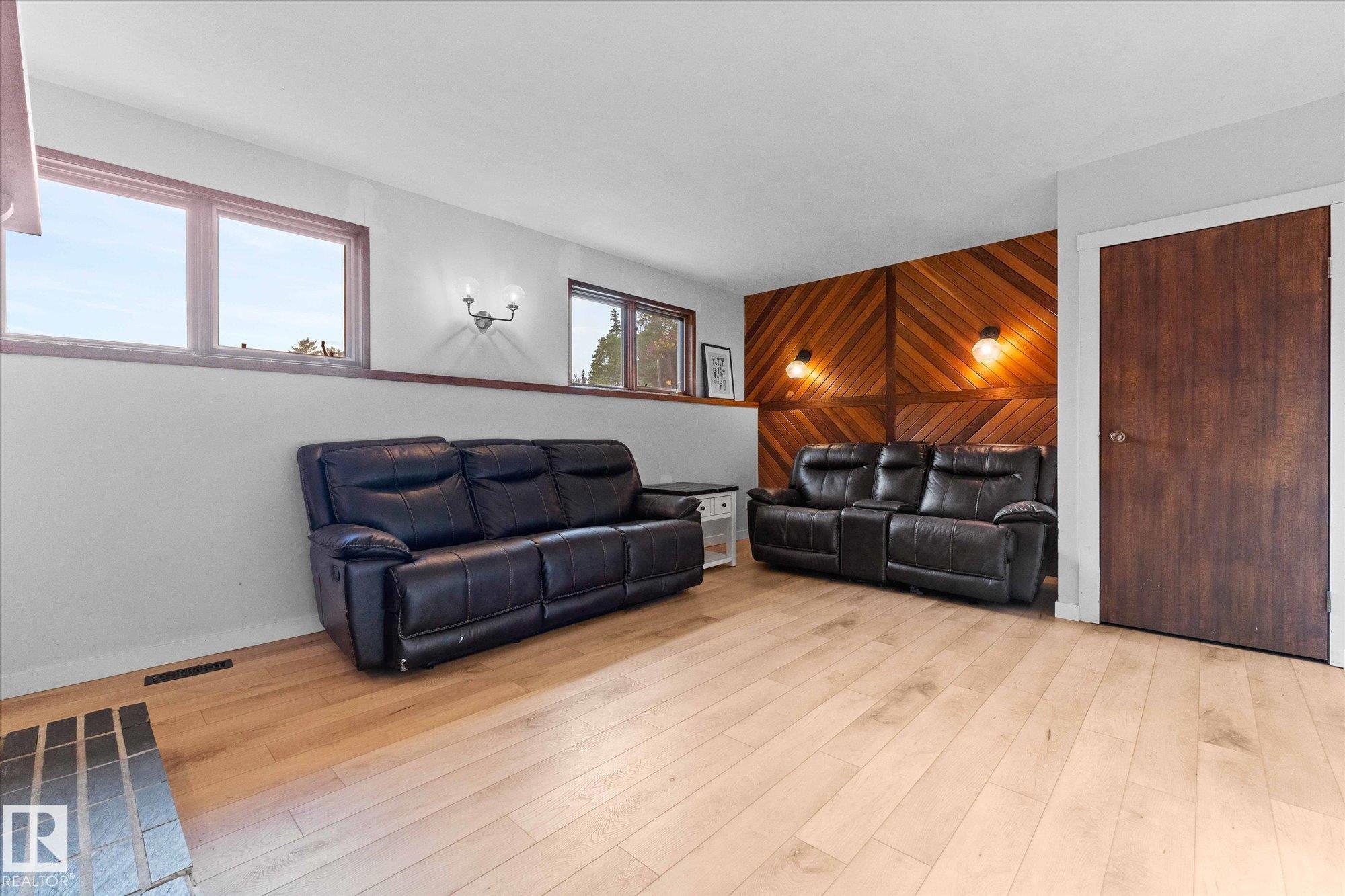 Photo 26 at 51405 Rge Road 10, None, Rural Parkland County