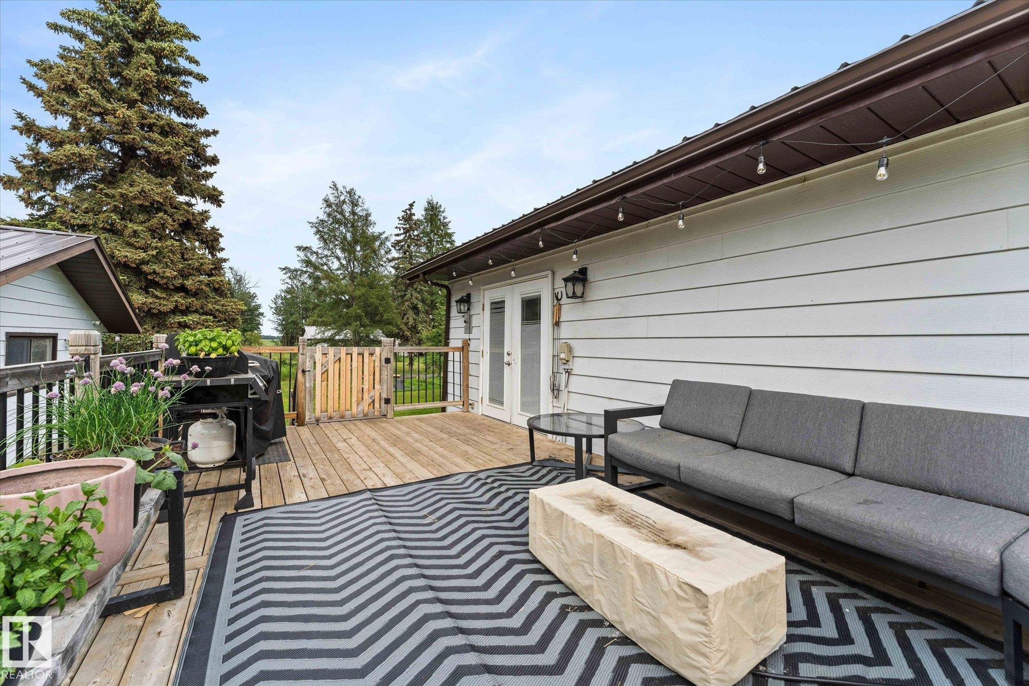Photo 33 at 51405 Rge Road 10, None, Rural Parkland County
